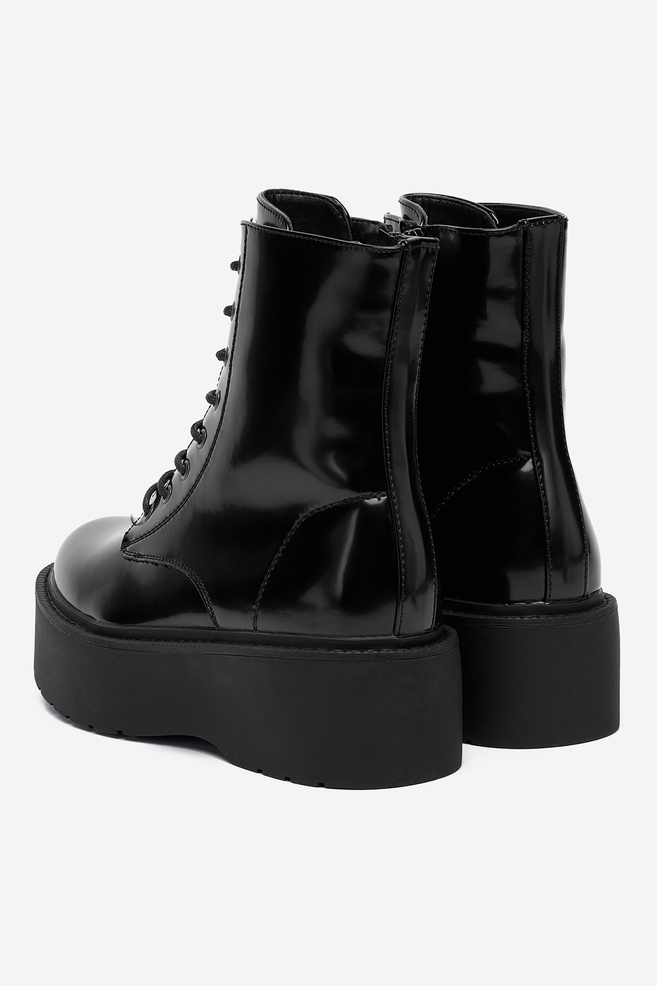 Kotníková obuv ČERNÁ