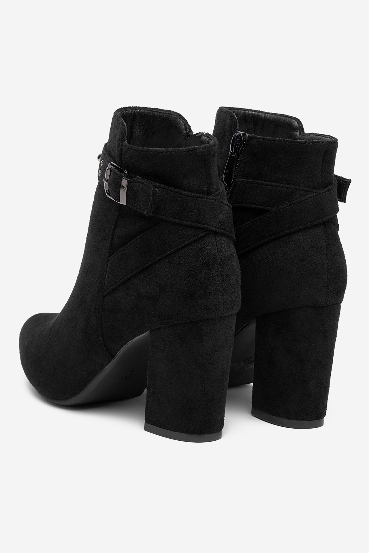 Kotníková obuv ČERNÁ