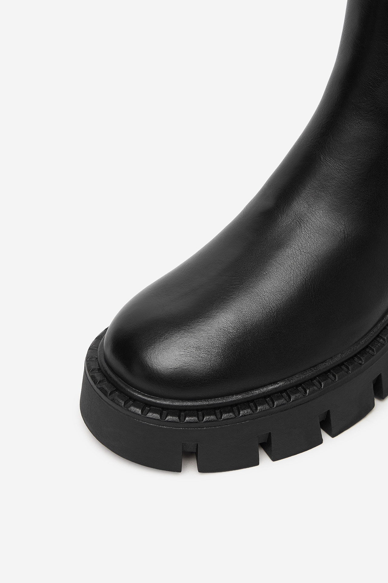 Kotníková obuv ČERNÁ