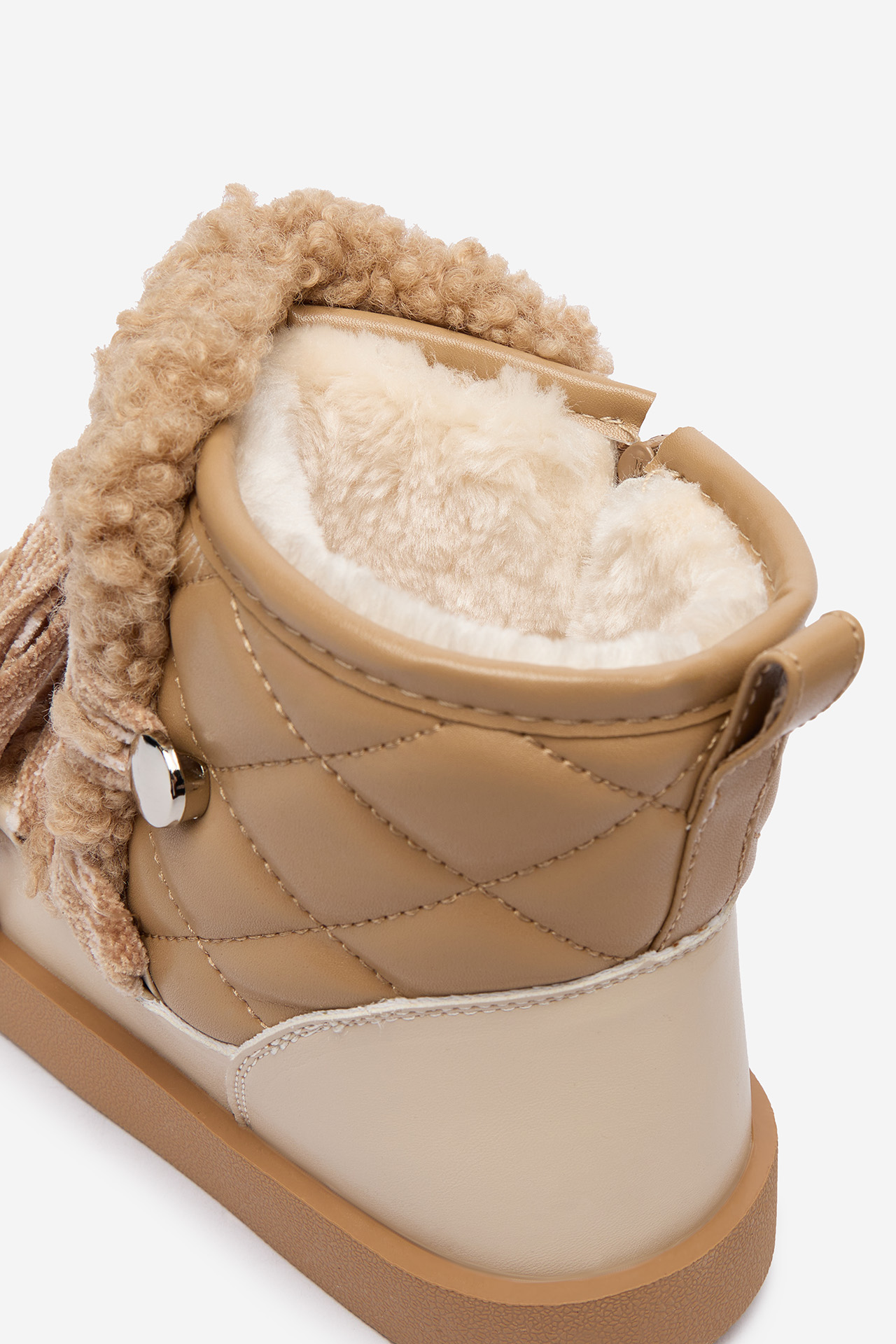 Kotníková obuv CAMEL