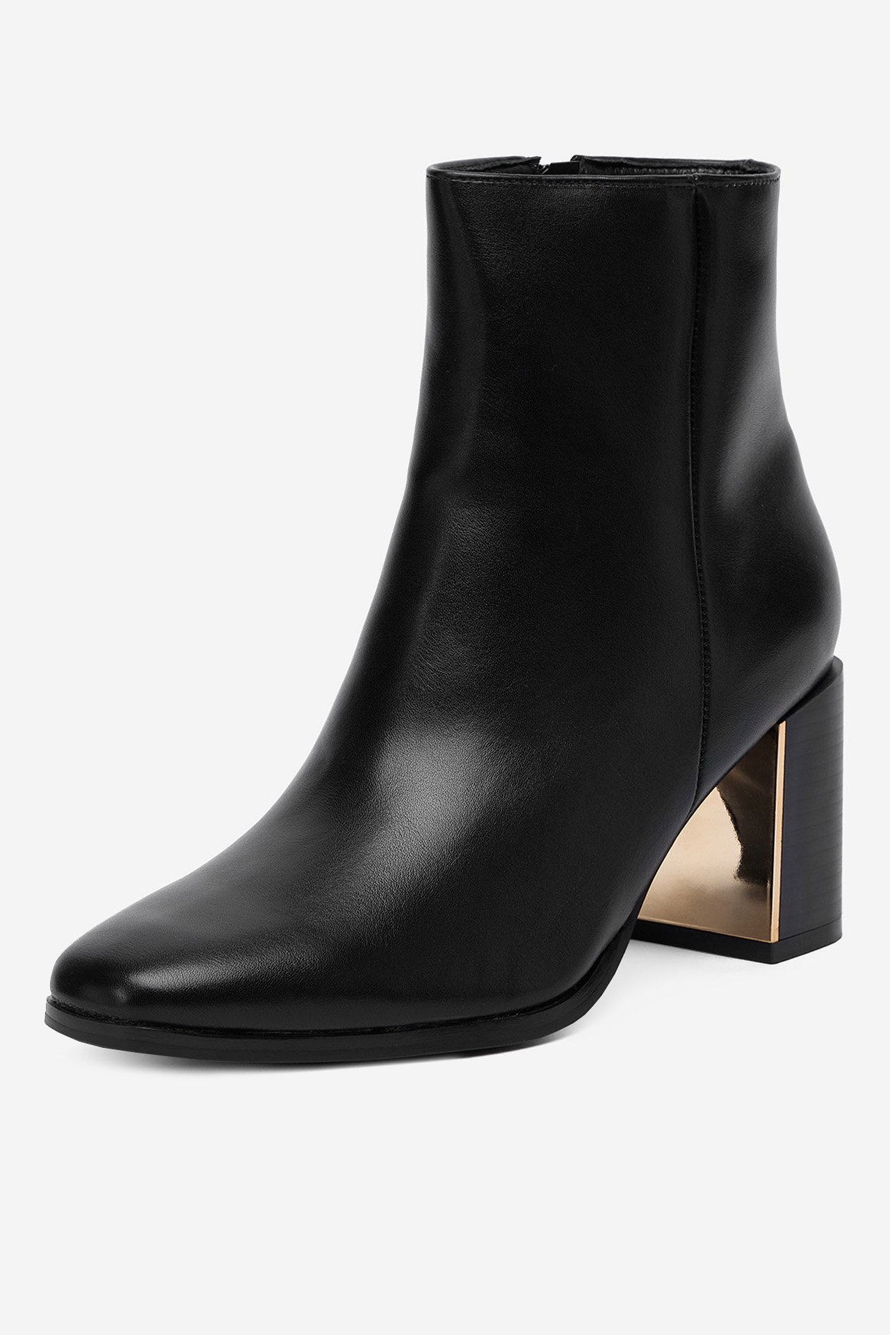 Kotníková obuv ČERNÁ