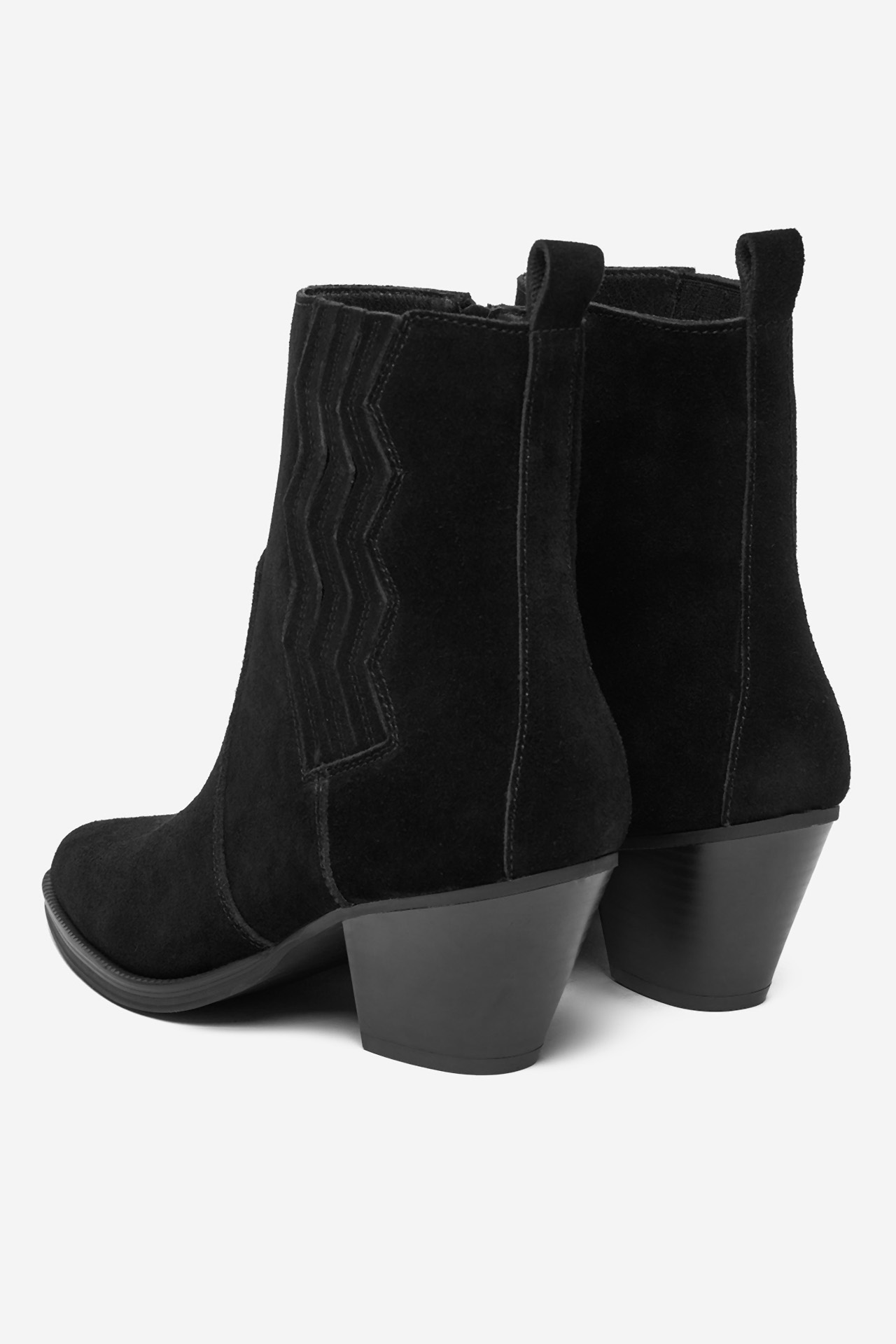 Kotníková obuv ČERNÁ