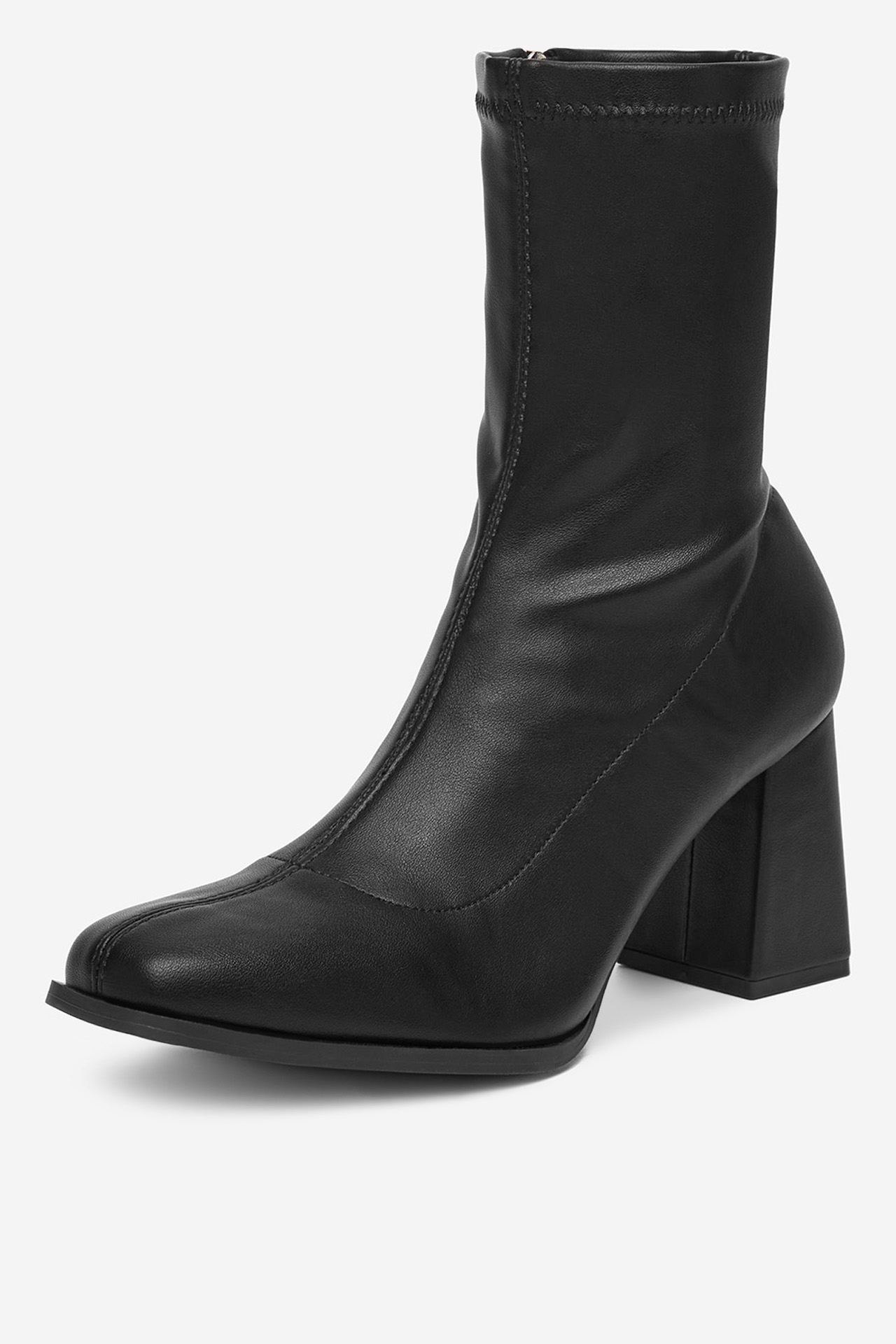 Kotníková obuv ČERNÁ