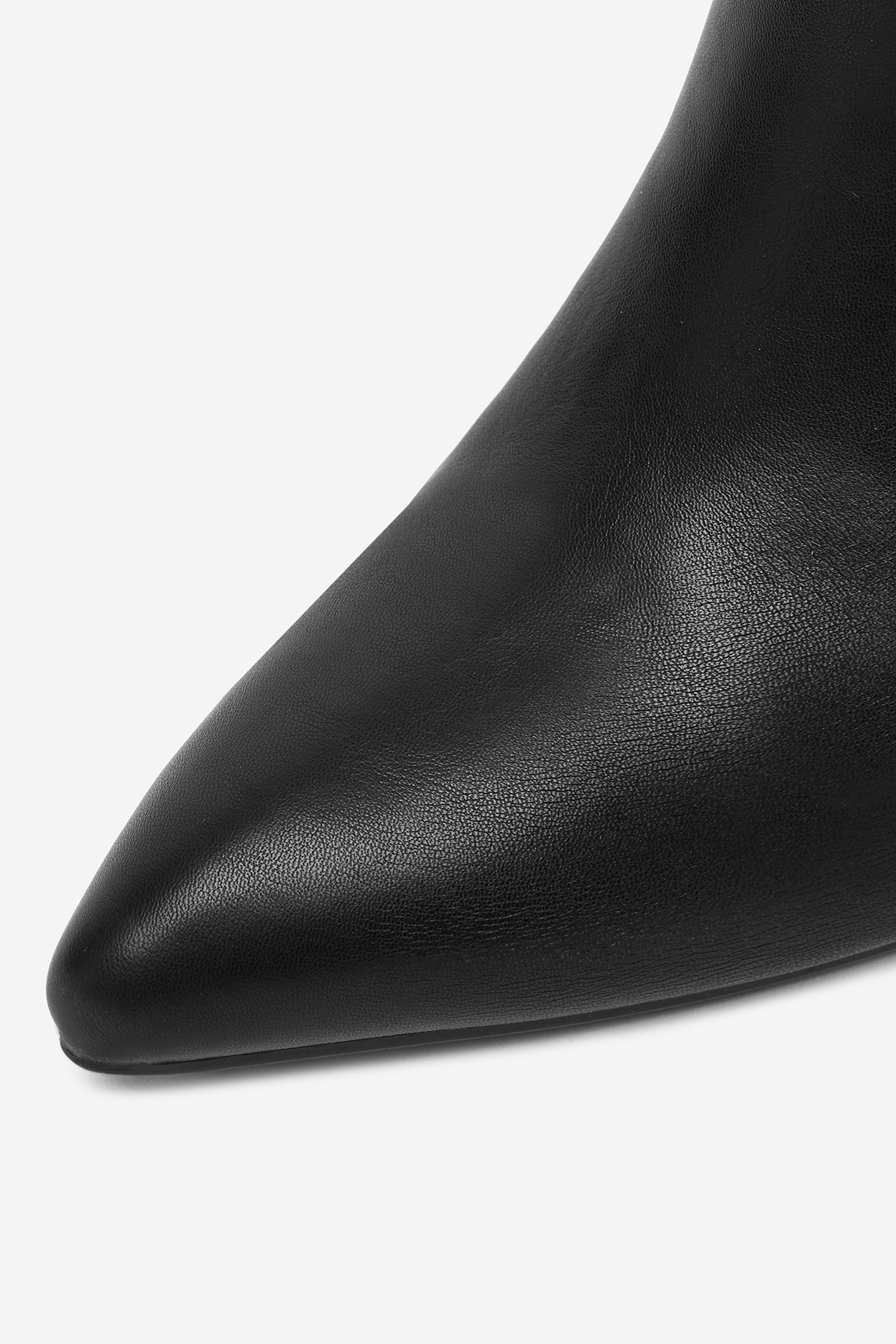 Kotníková obuv ČERNÁ