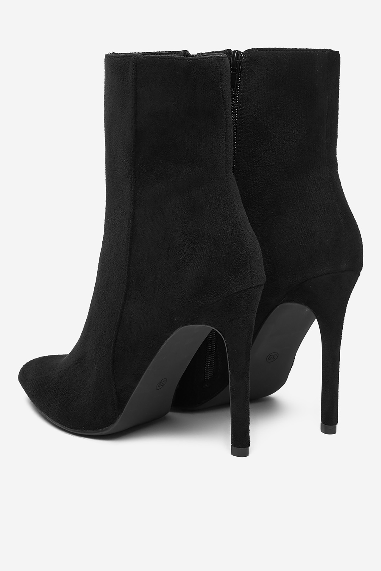 Kotníková obuv ČERNÁ