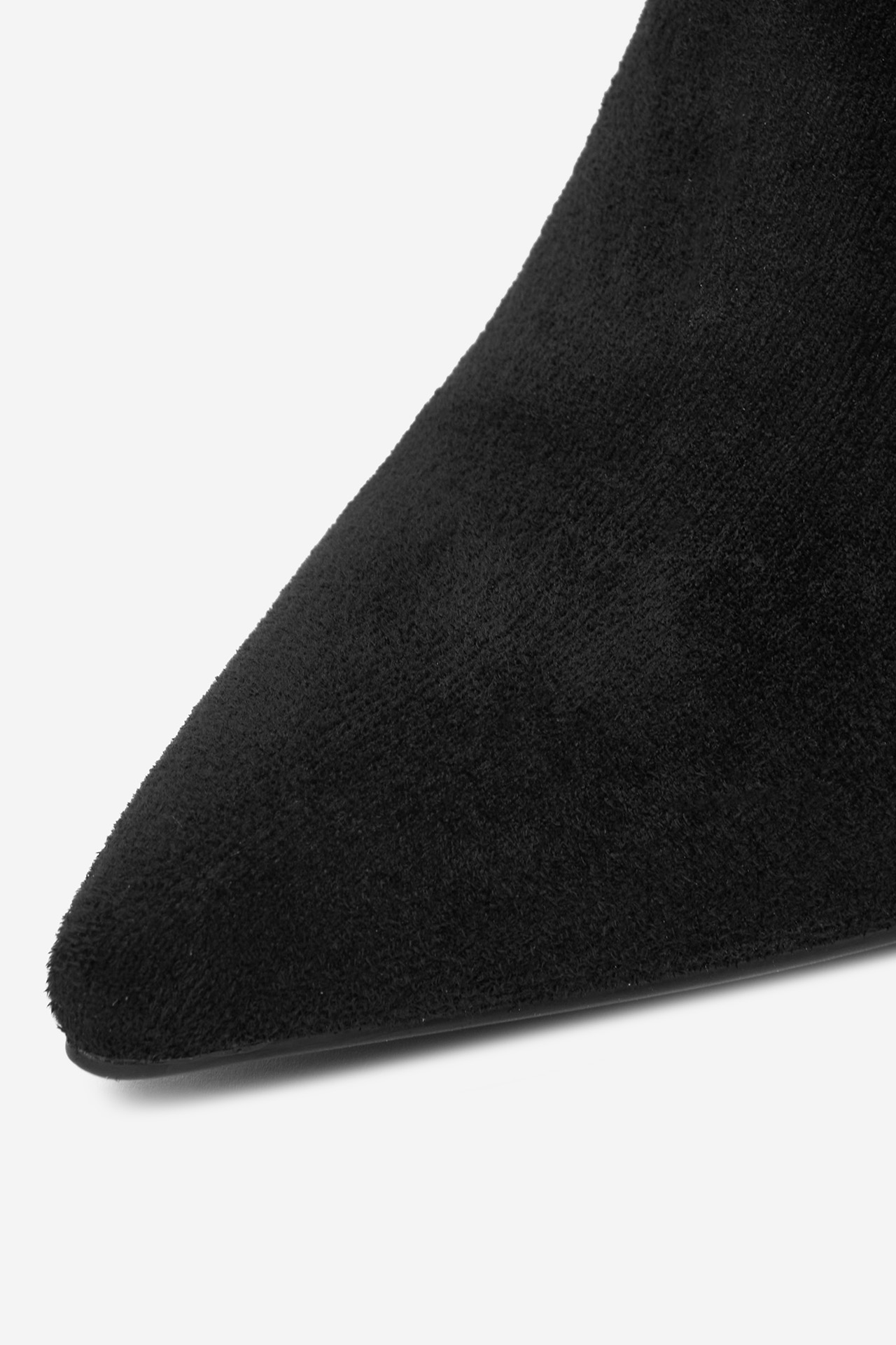 Kotníková obuv ČERNÁ