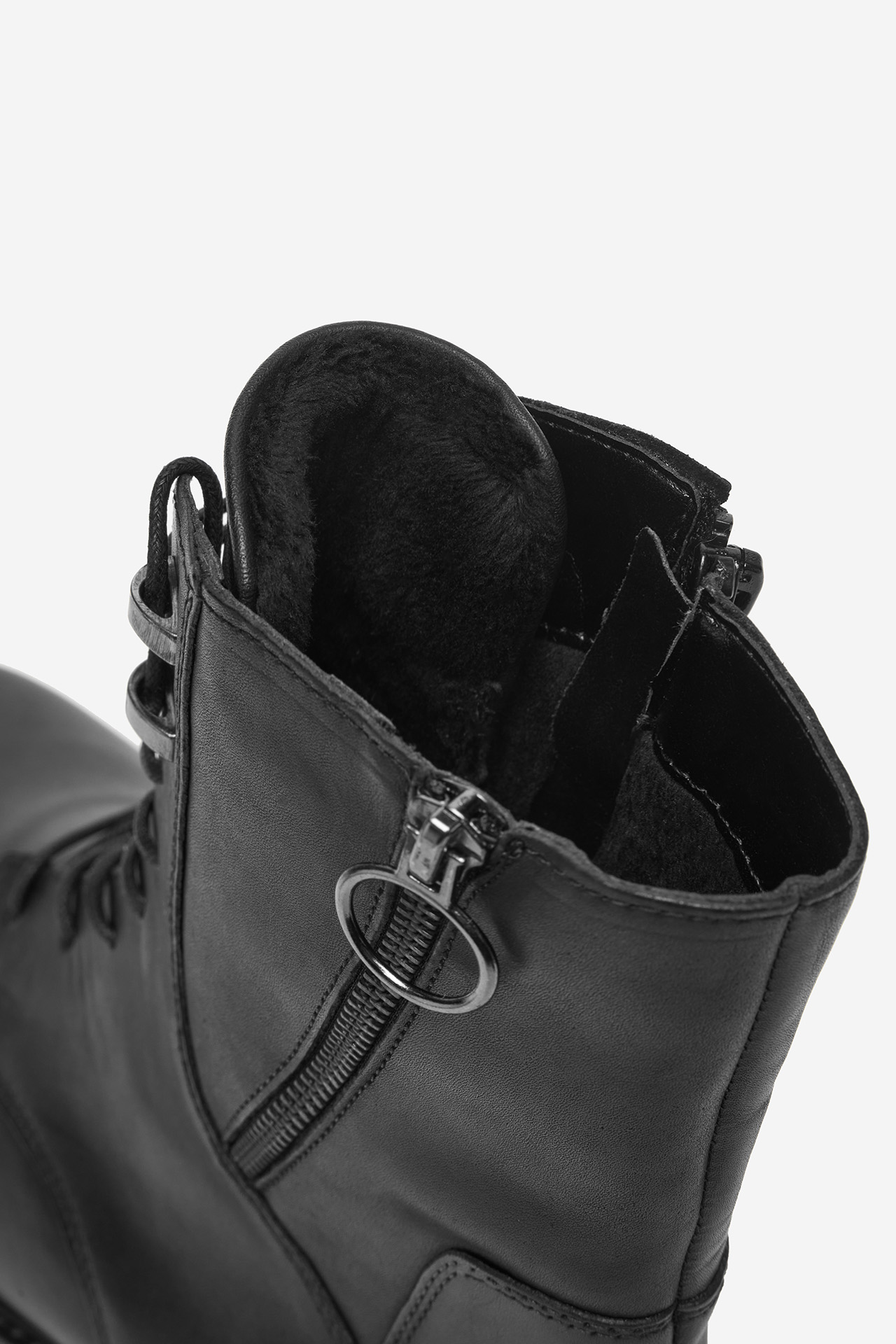 Kotníková obuv Černá