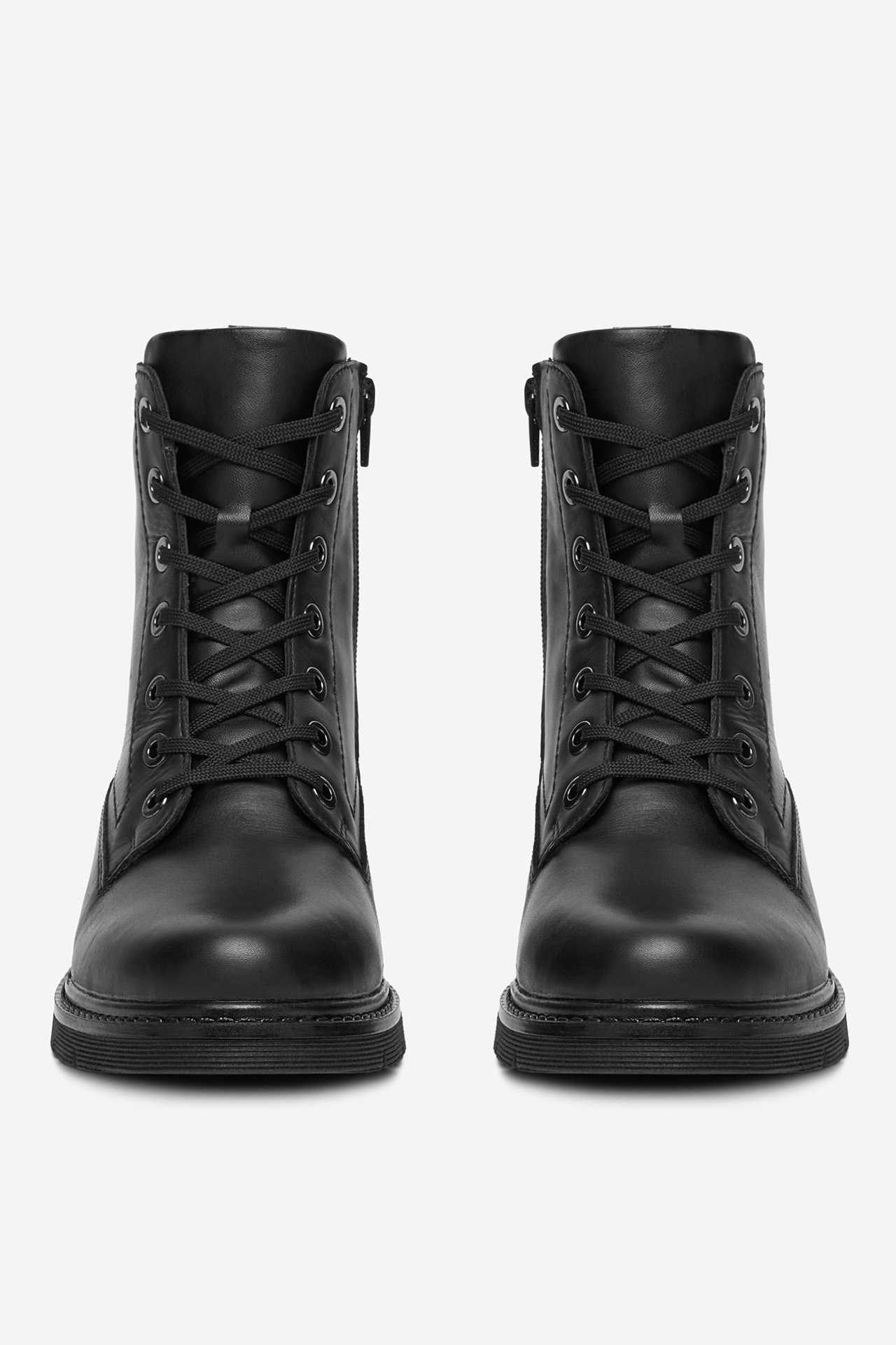 Kotníková obuv Černá