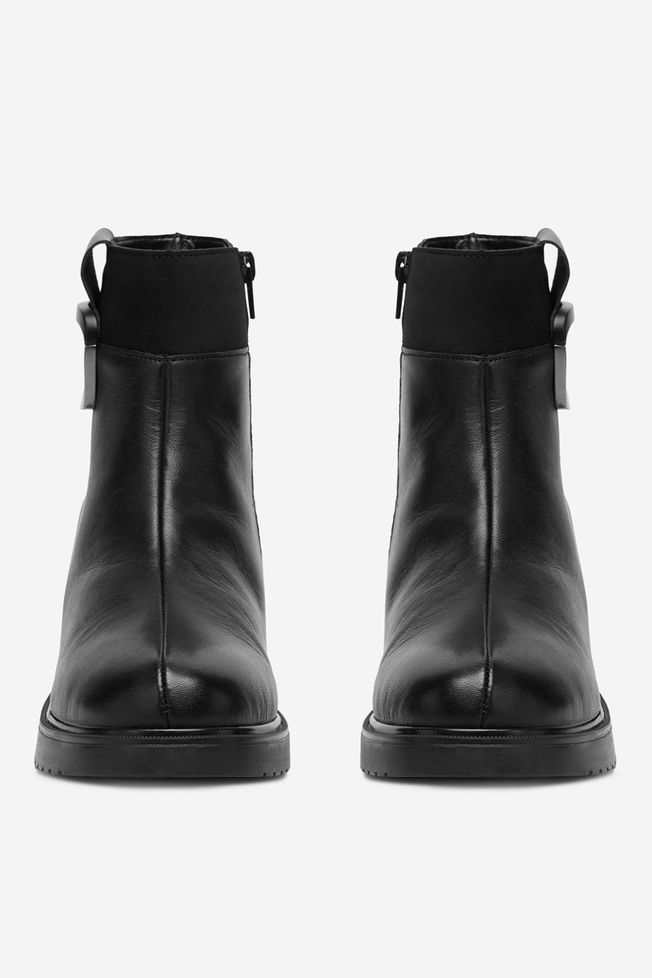 Polokozačky Černá