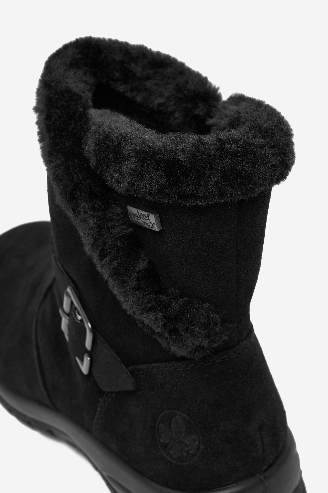 Polokozačky Černá