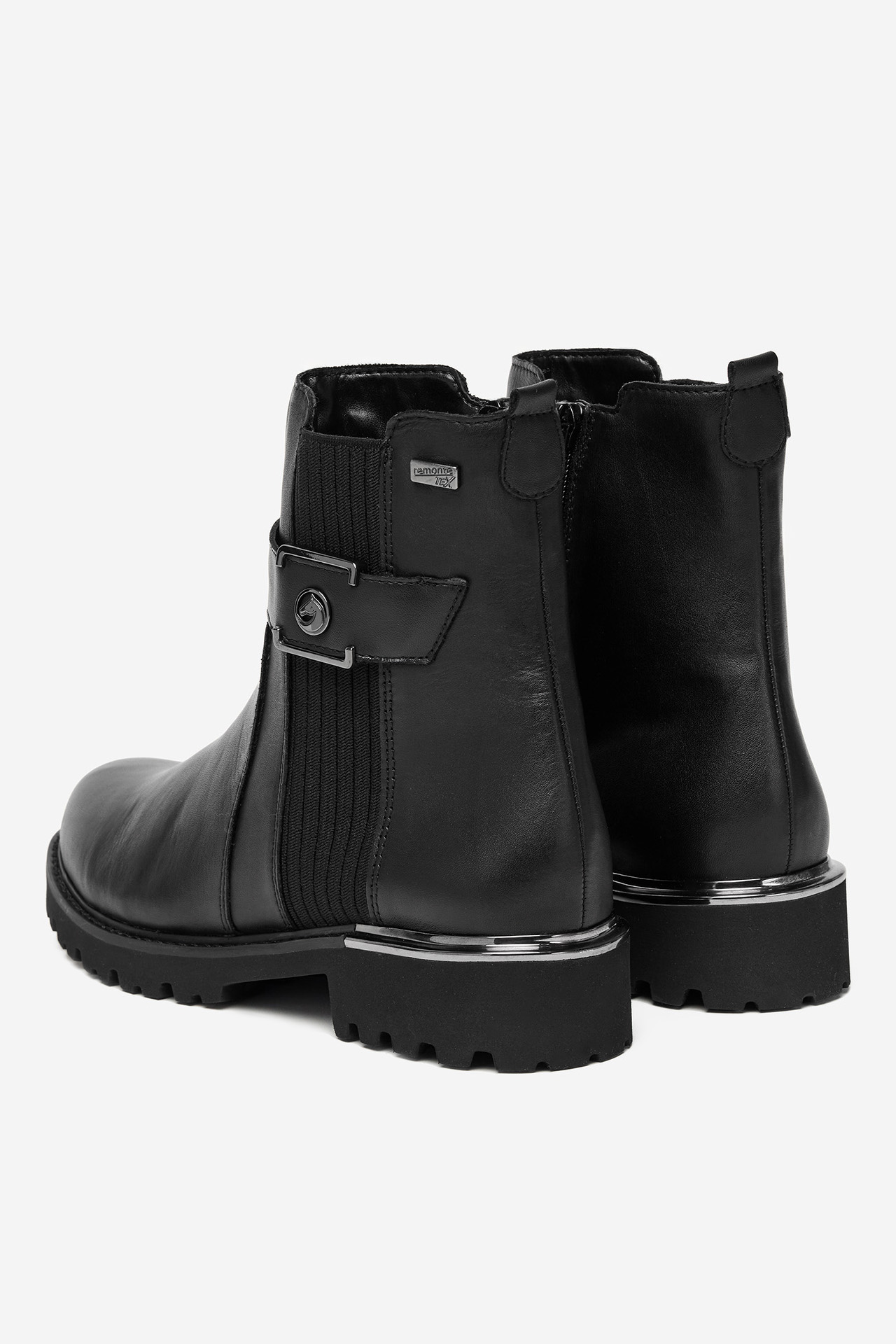 Polokozačky Černá