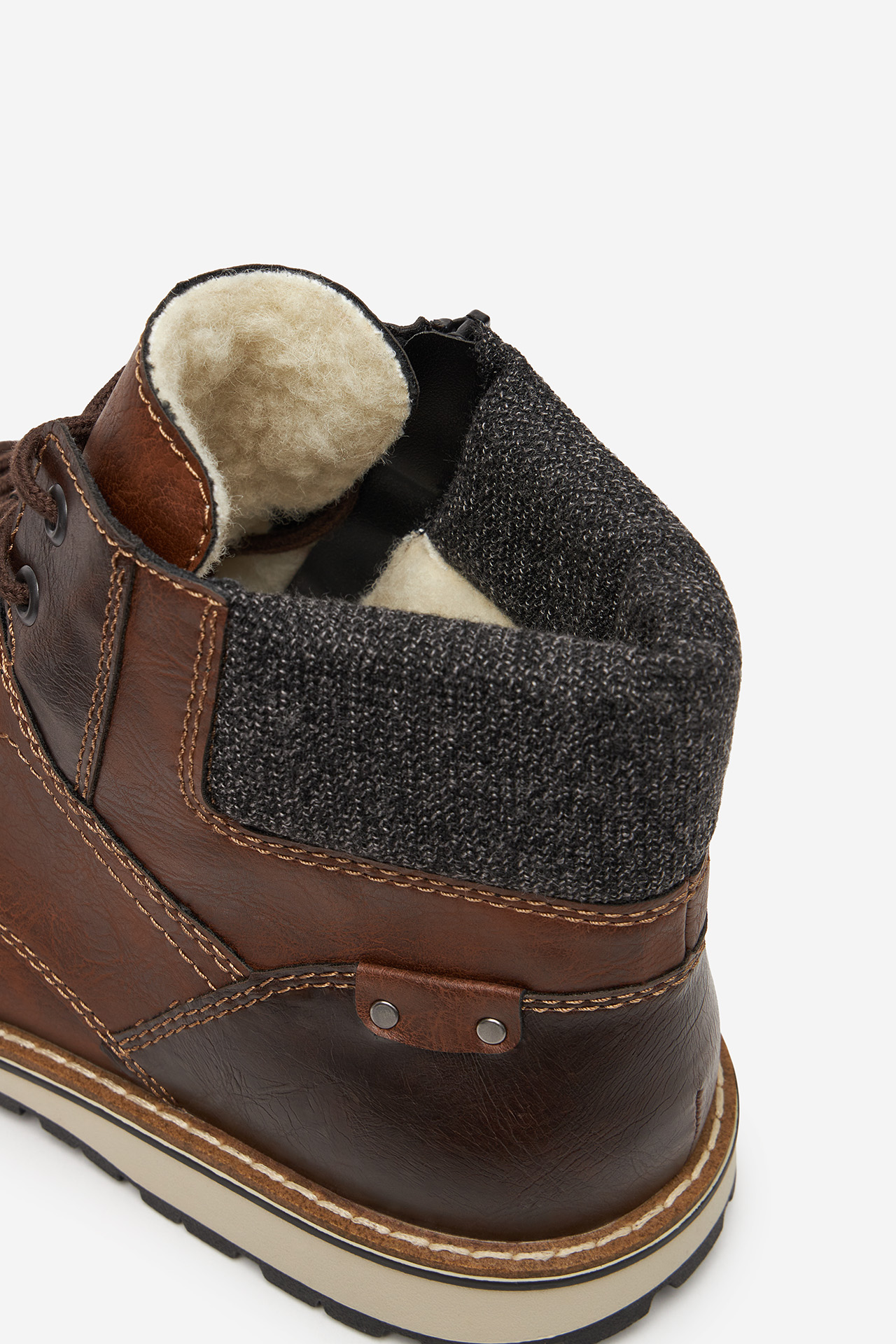 Gležnjarji Čokoladno rjava