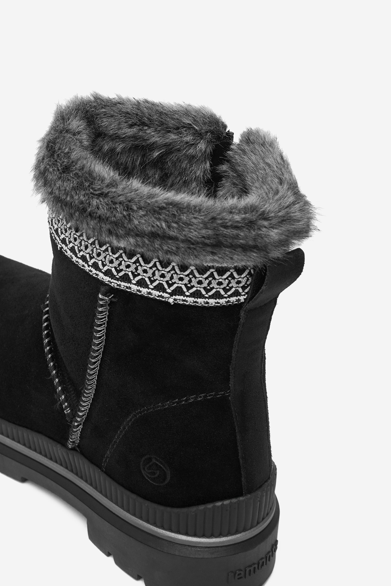 Polokozačky Černá