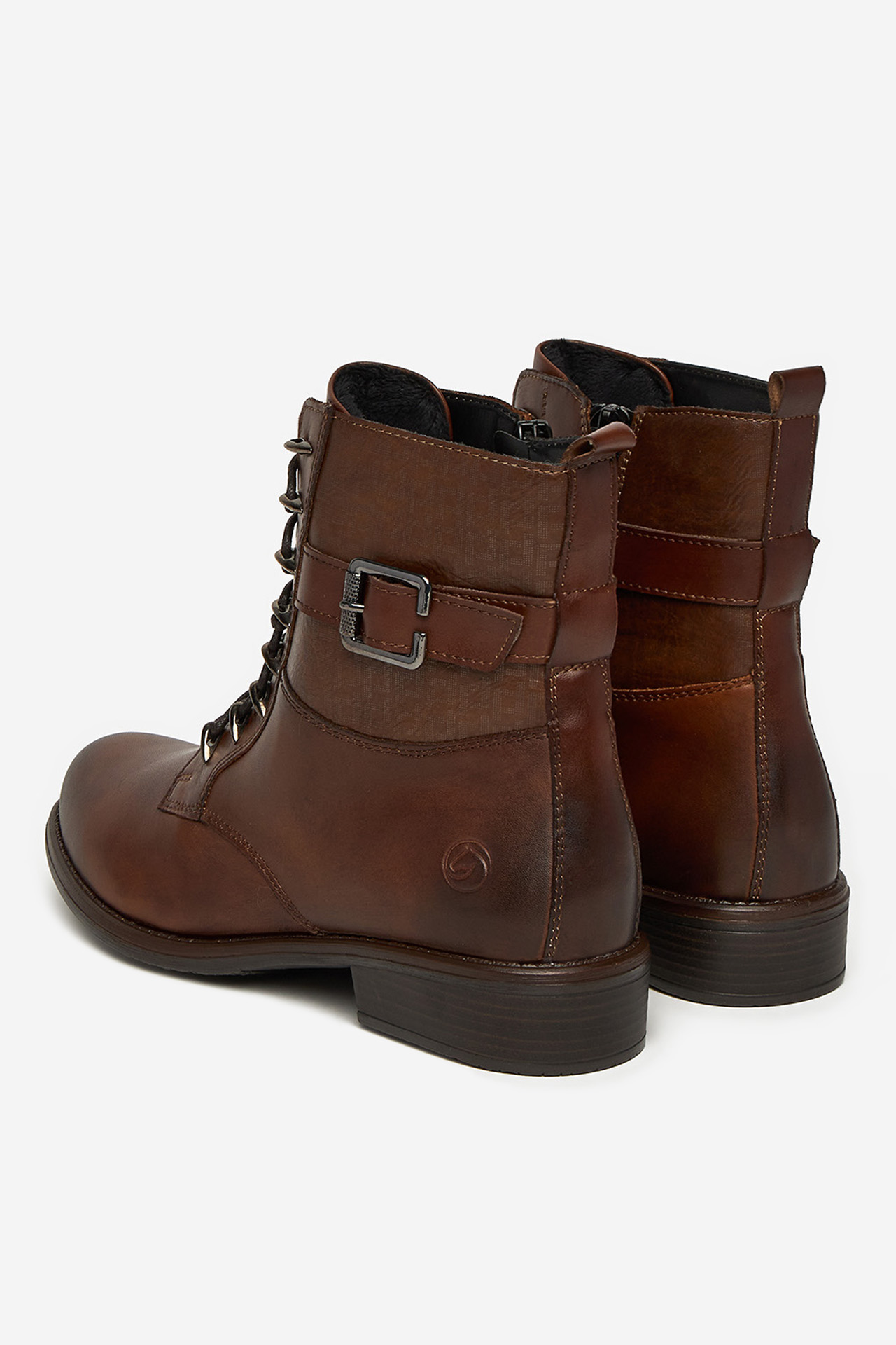 Šnurovacie topánky Hnedá