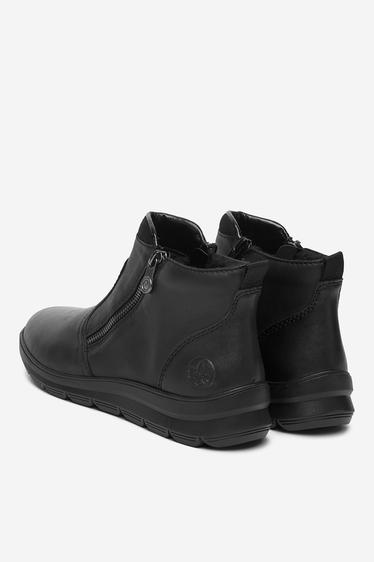 Polokozačky Černá