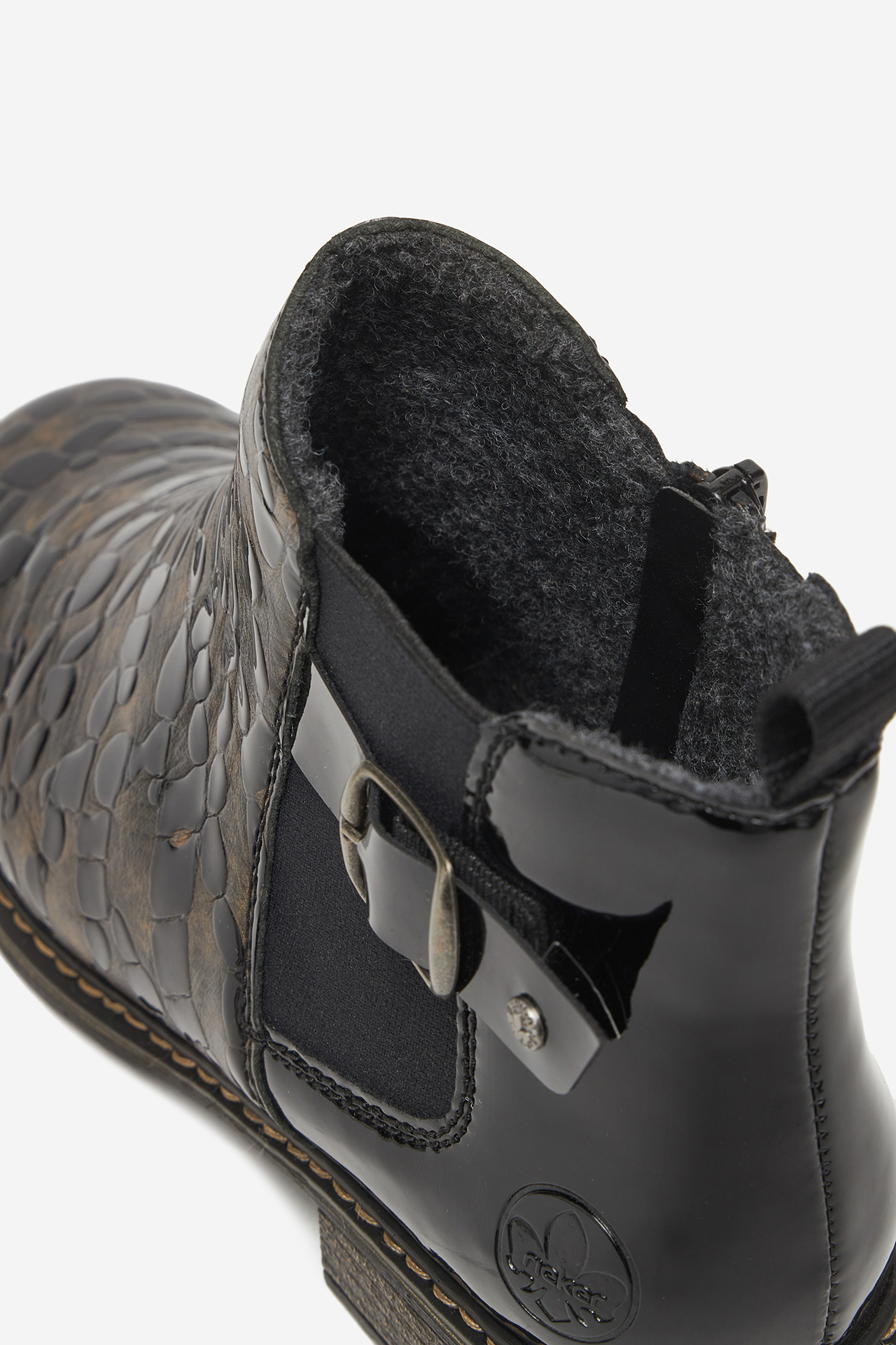 Polokozačky Černá