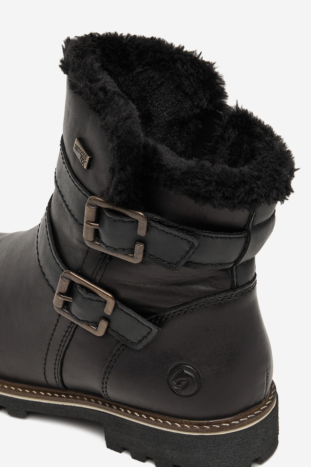 Polokozačky Černá