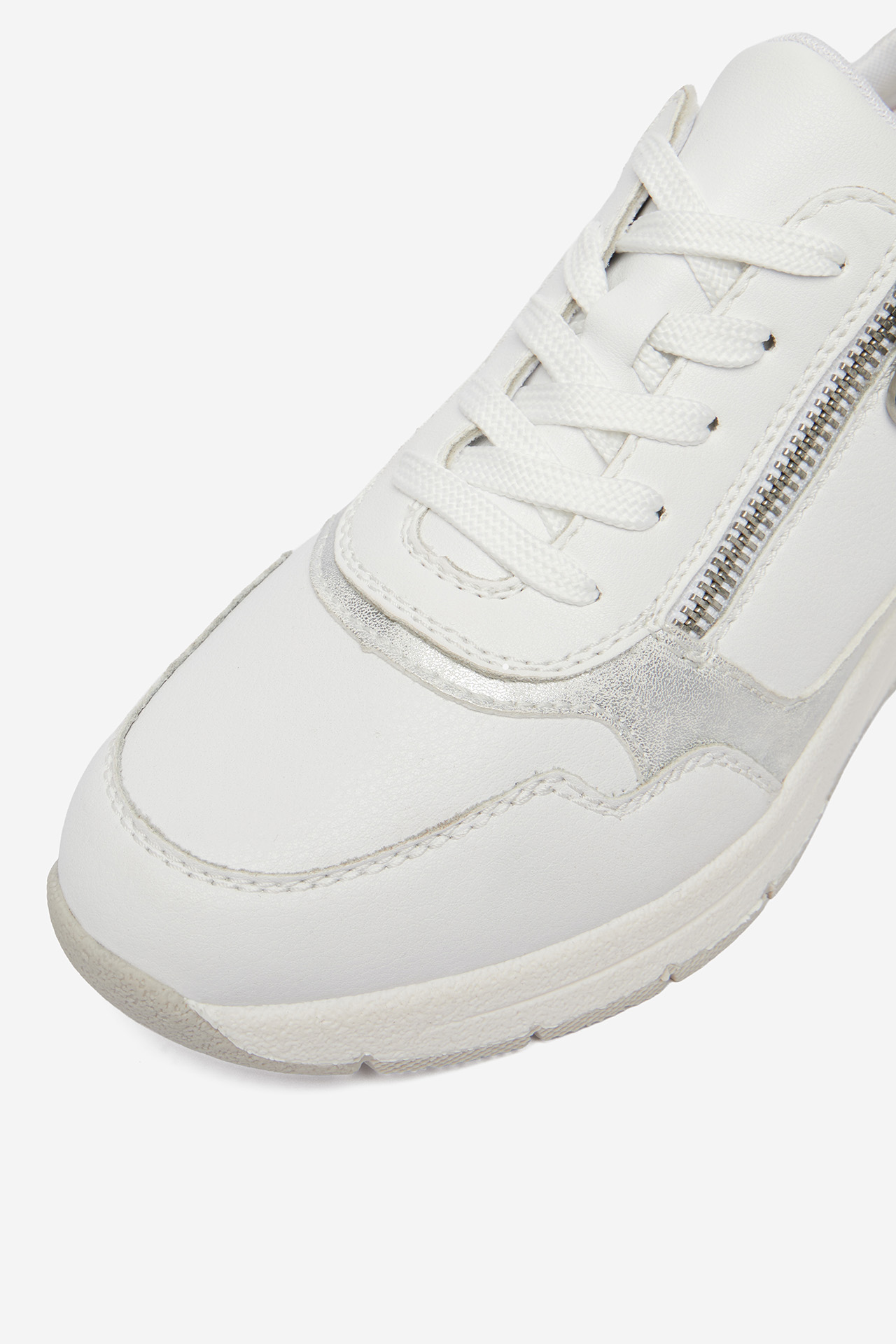 Sneakersy Bílá
