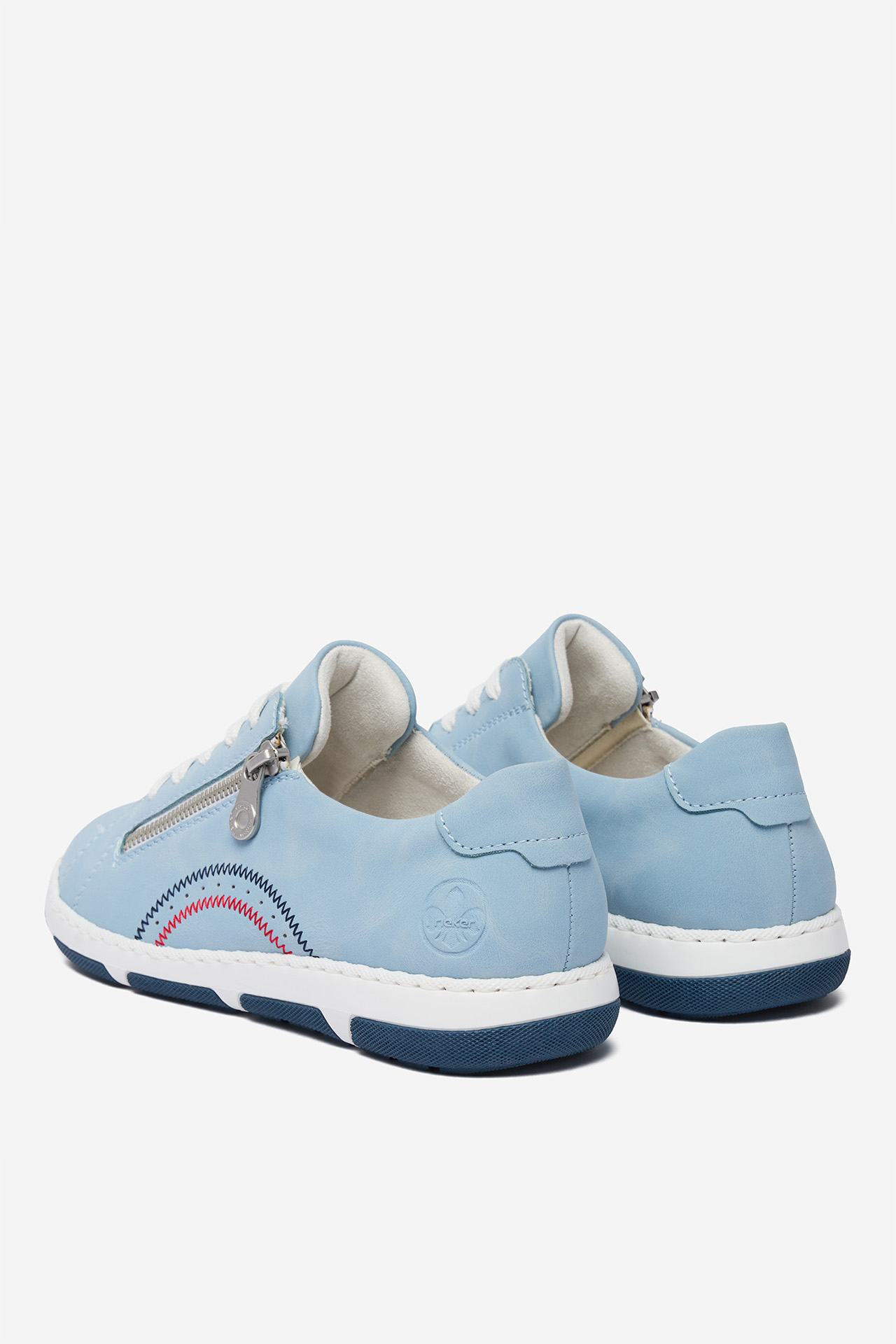 Superge Svetlo modra