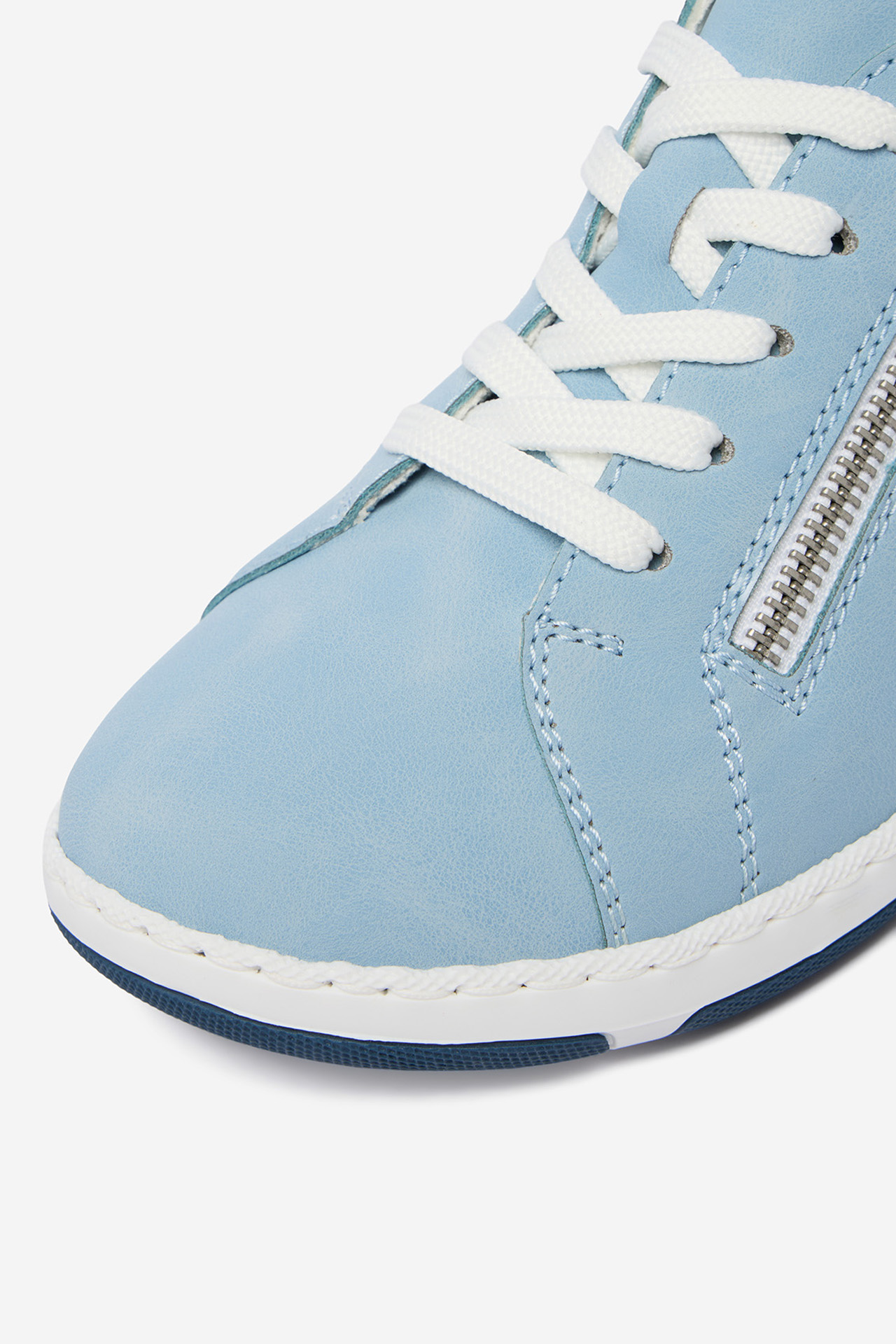 Superge Svetlo modra