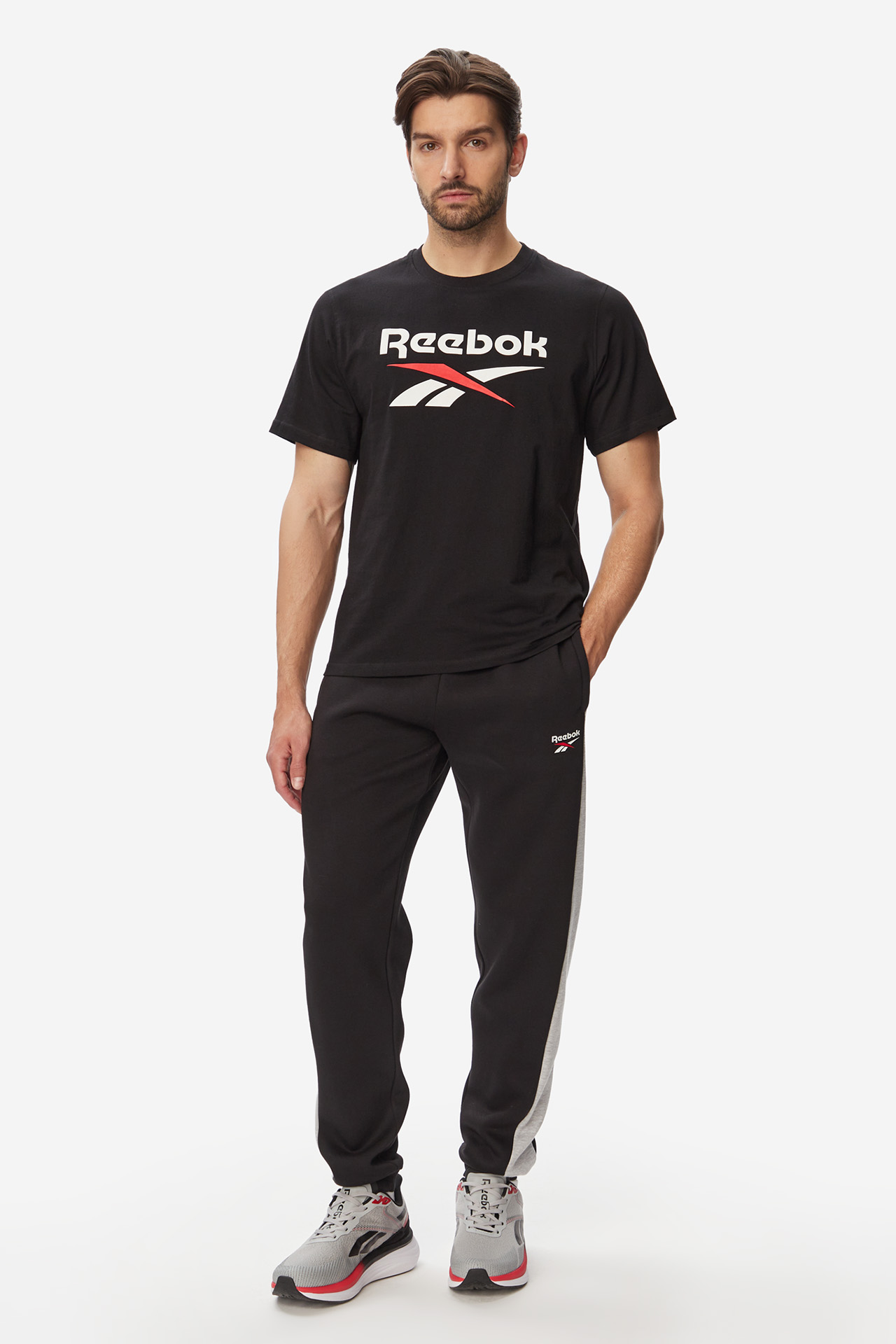 T-shirt REEBOK RK25388CCM-100003 Czarny