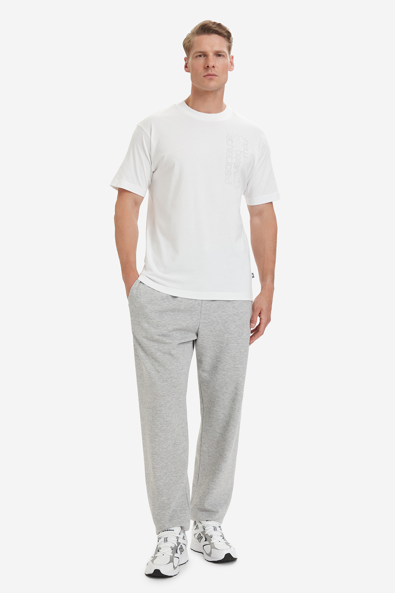 T-shirt NEW BALANCE MT6105FKWT Biały