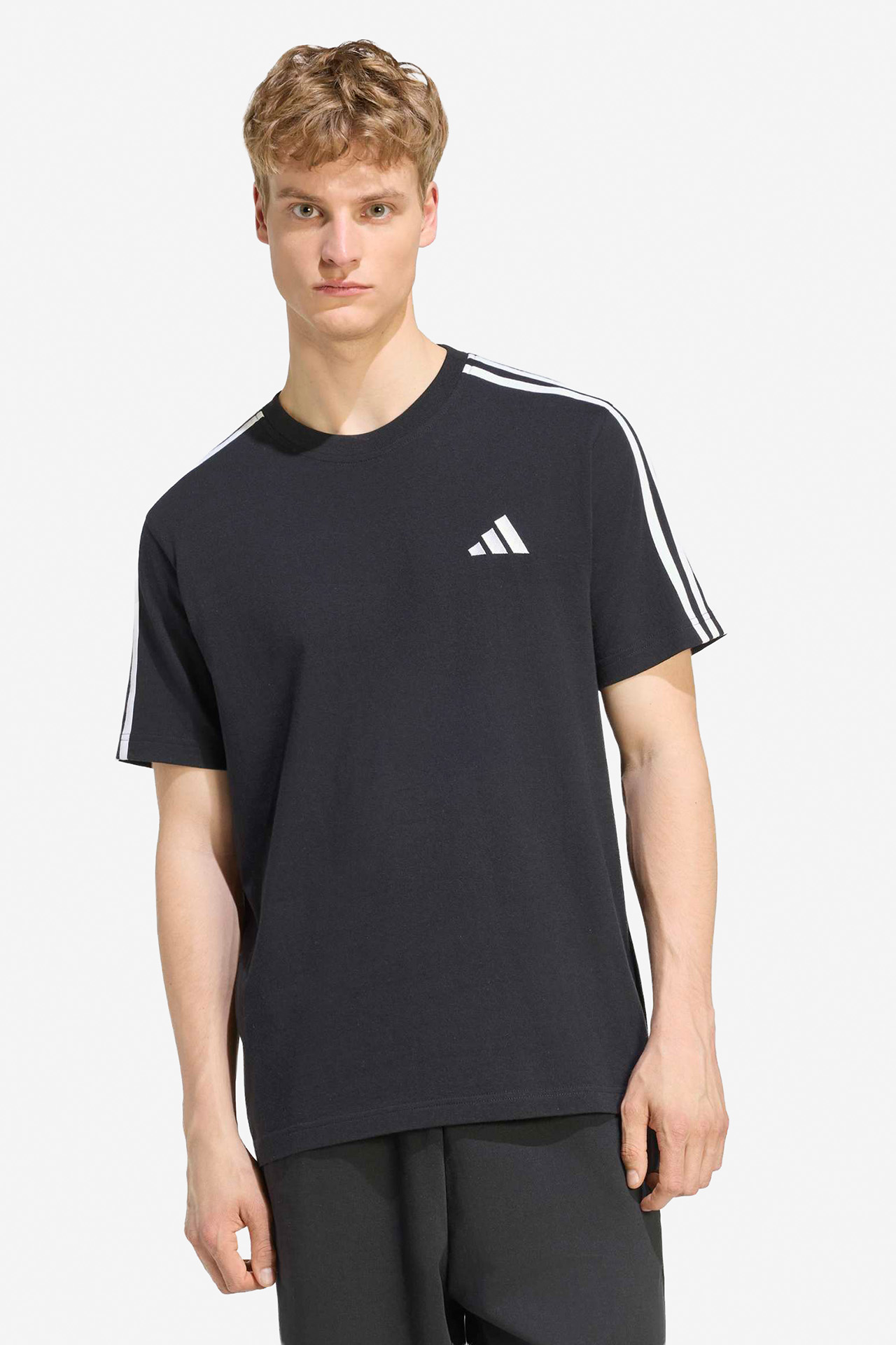 T-shirt adidas KX8132 Czarny