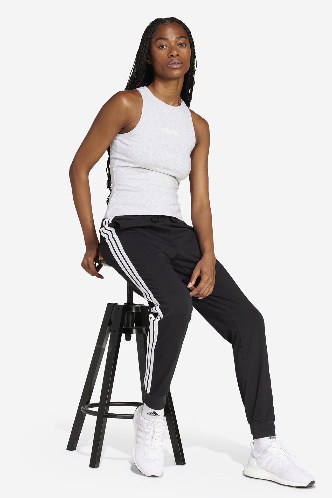Spodnie adidas JD0896 Czarny