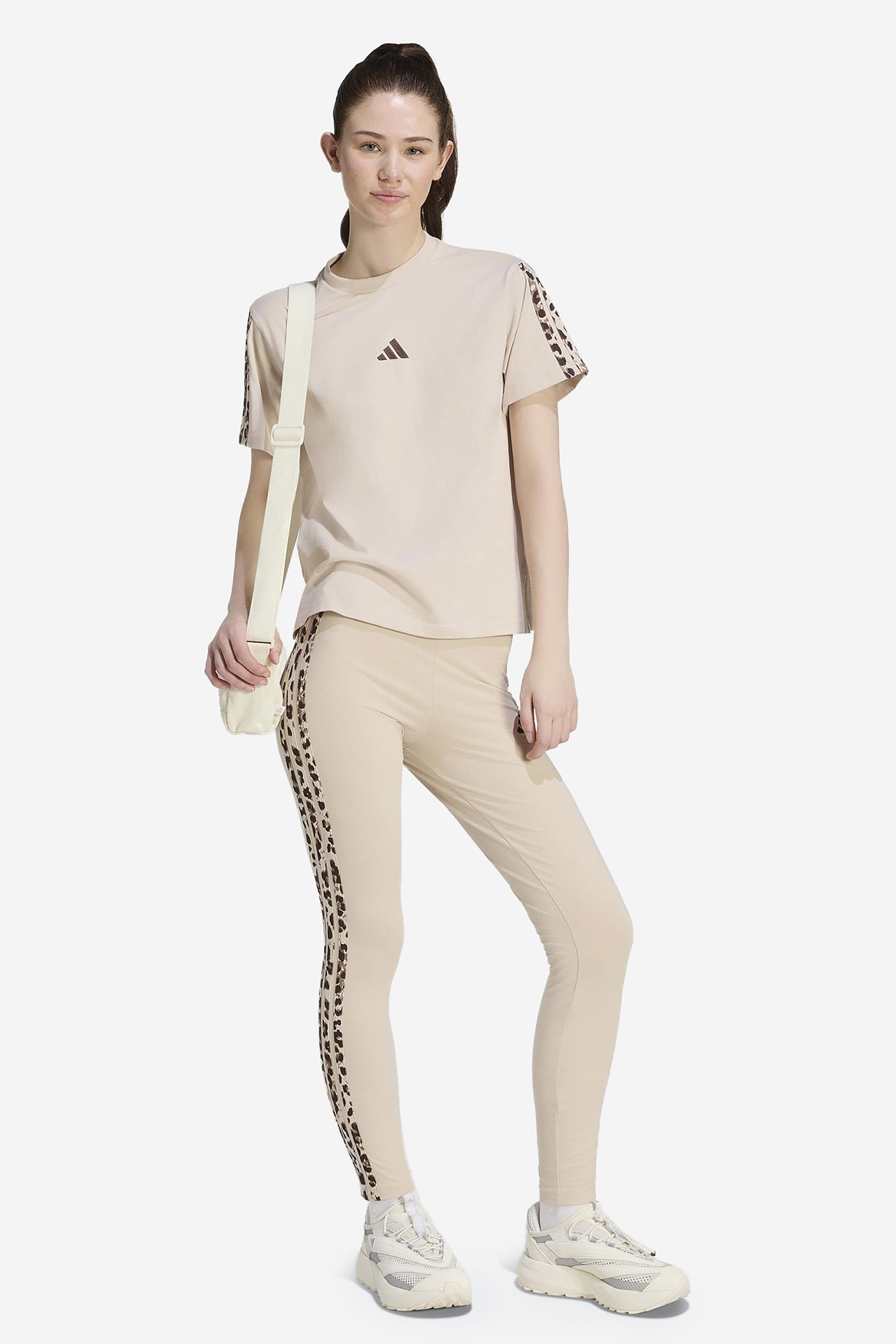 T-shirt adidas KT0407 Beżowy