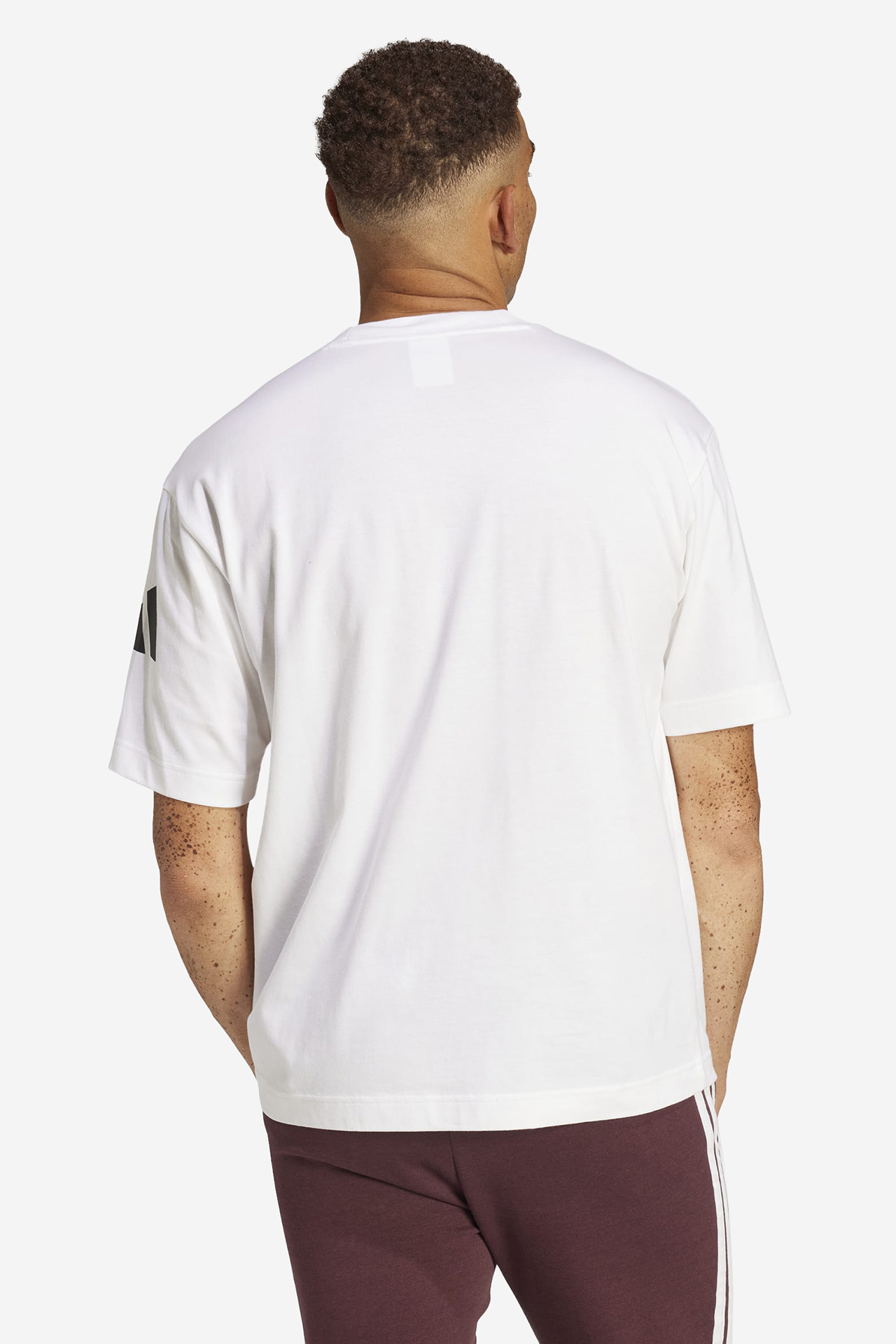 T-shirt adidas JC9296 Biały