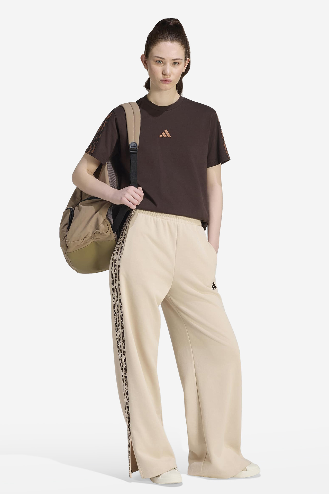 Spodnie adidas KH1543 Beżowy