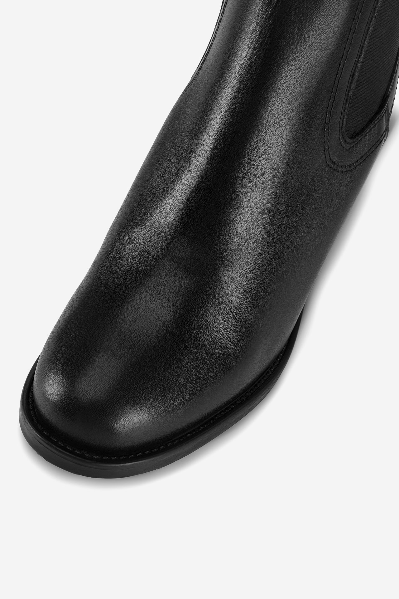 Kotníková obuv ČERNÁ