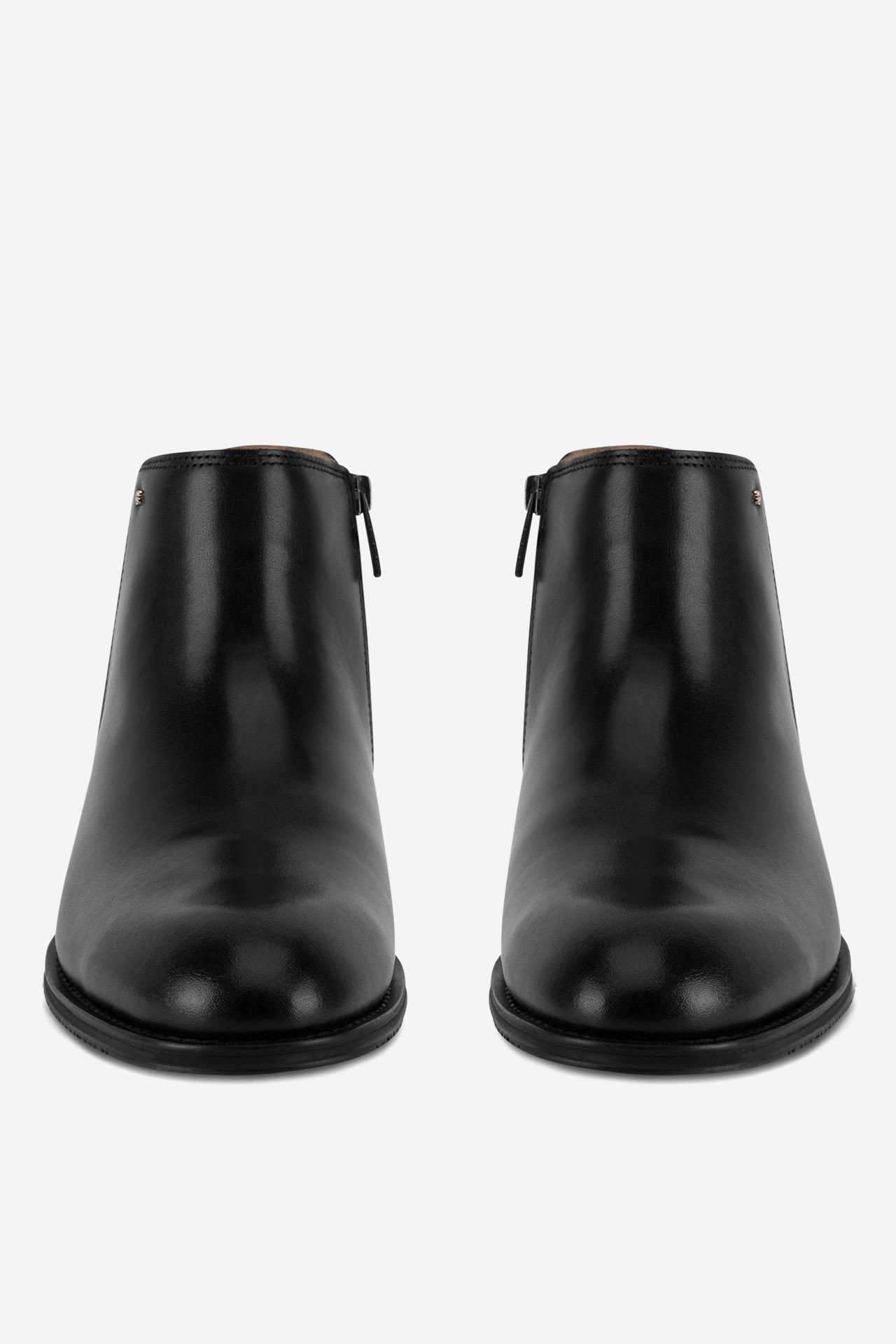 Kotníková obuv ČERNÁ