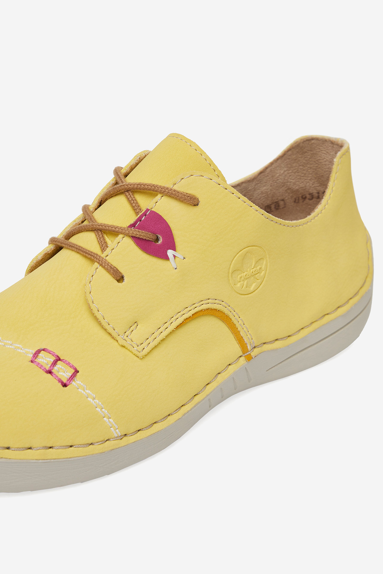 Nizki čevlji Rumena