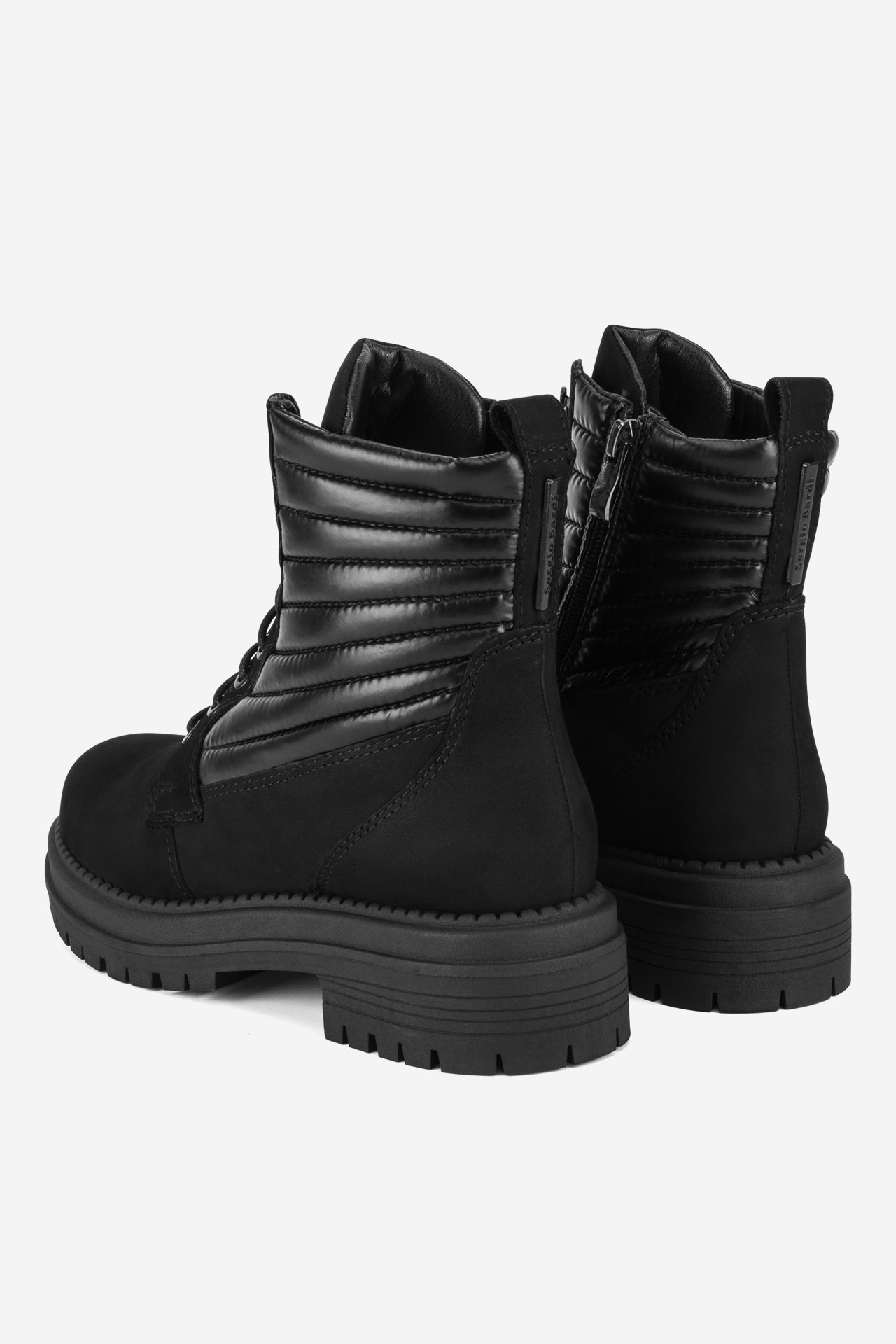 Gležnjarji z vezalkami Črna