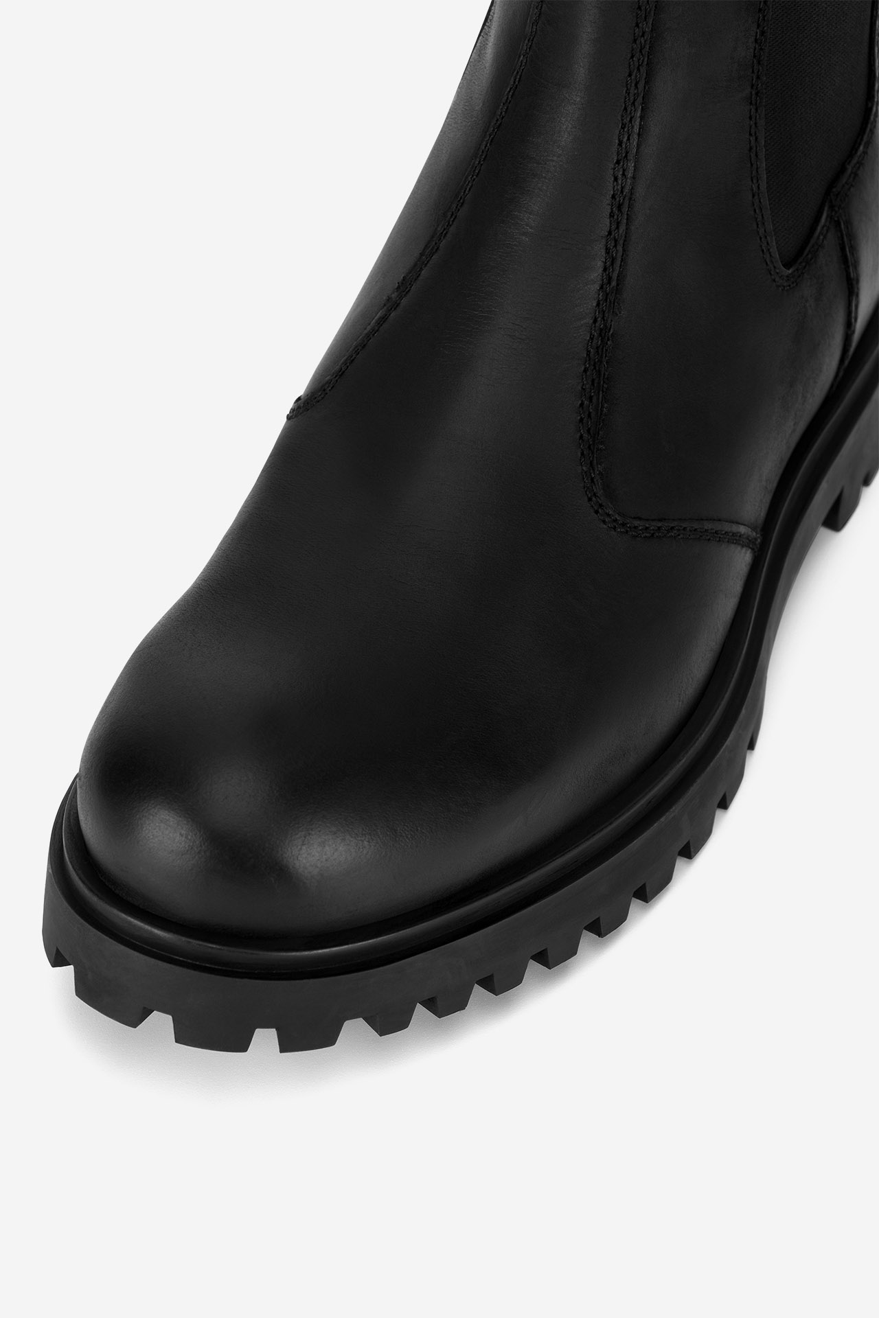 Gležnjarji chelsea Črna