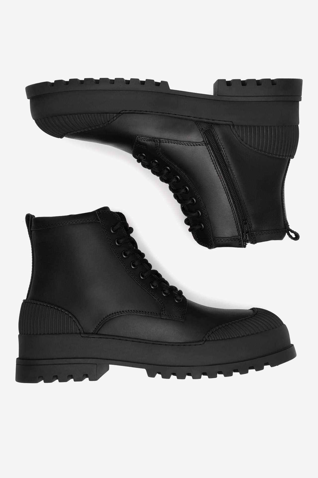 Gležnjarji z vezalkami Črna