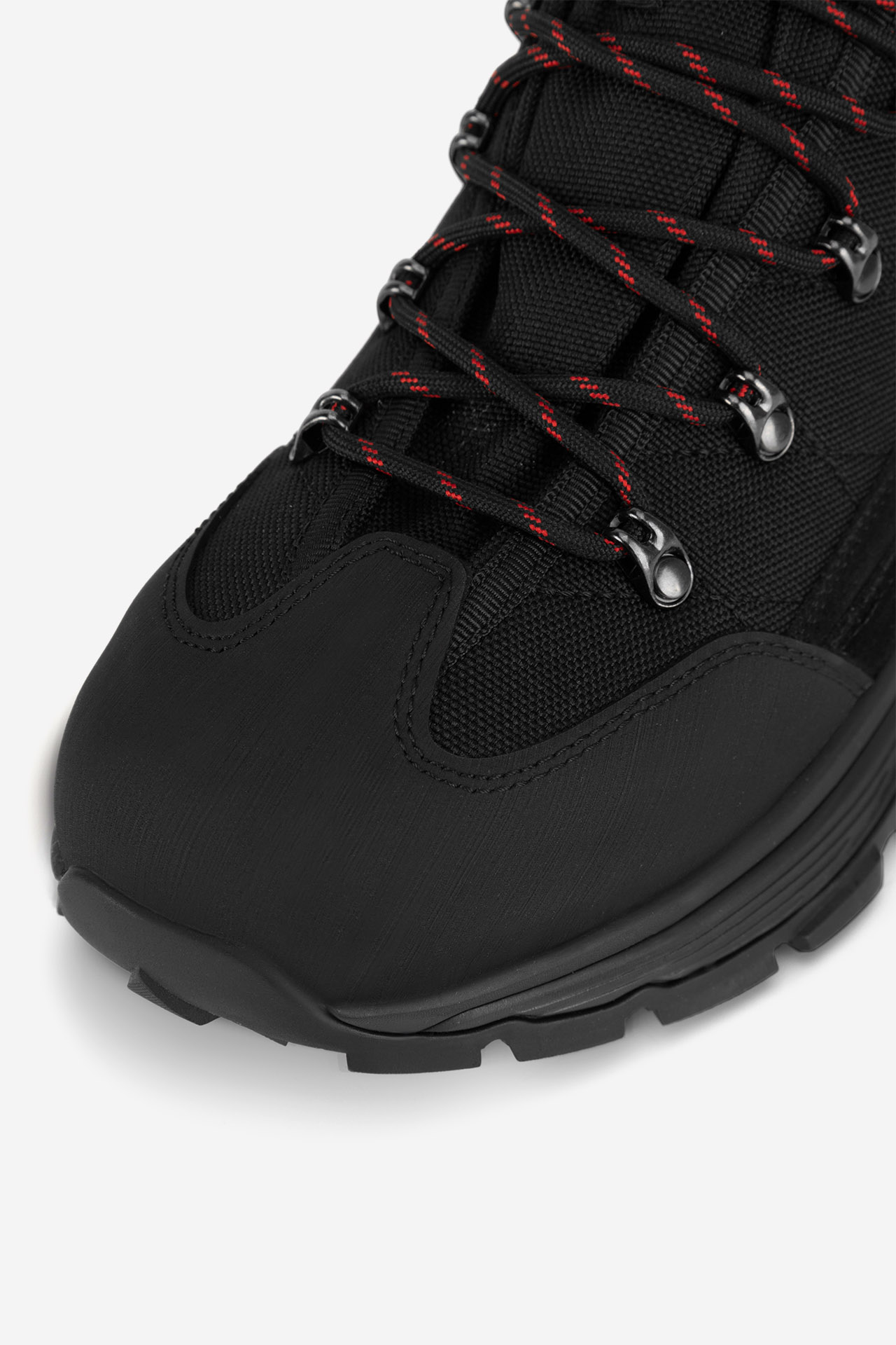 Outdoorová obuv Čierna