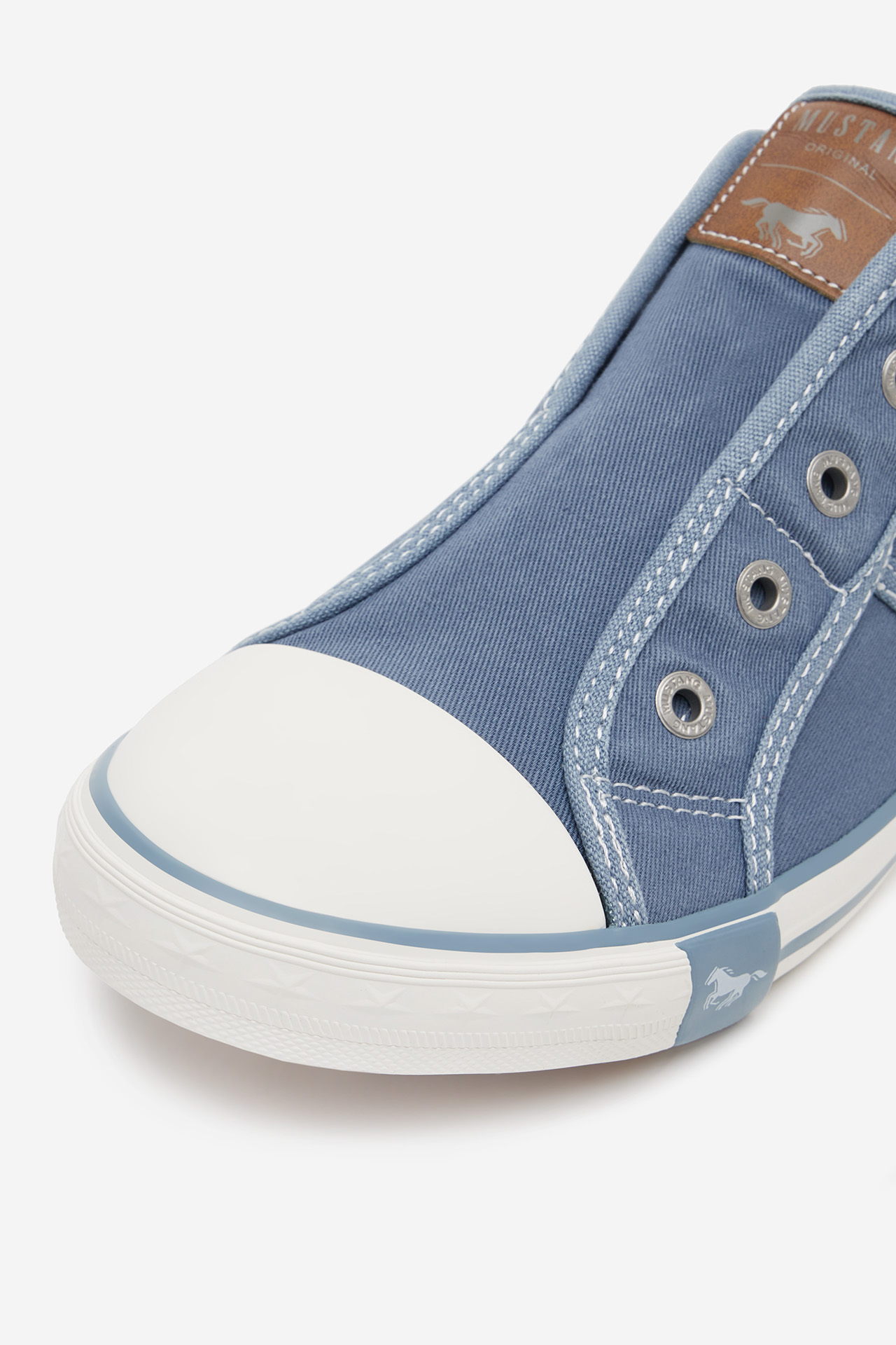 Plátěná obuv SVĚTLE MODRÁ