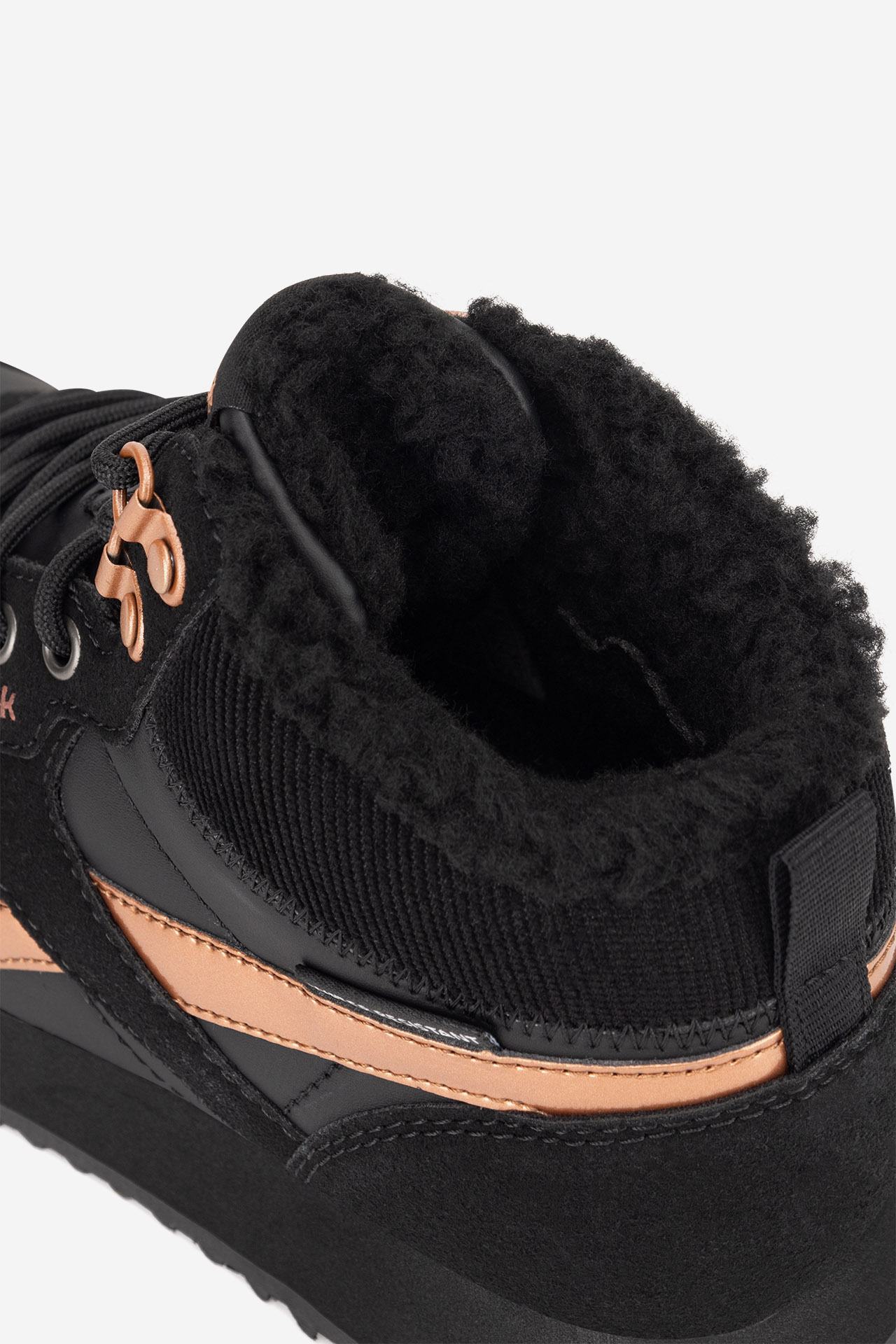 Sportovní obuv ČERNÁ