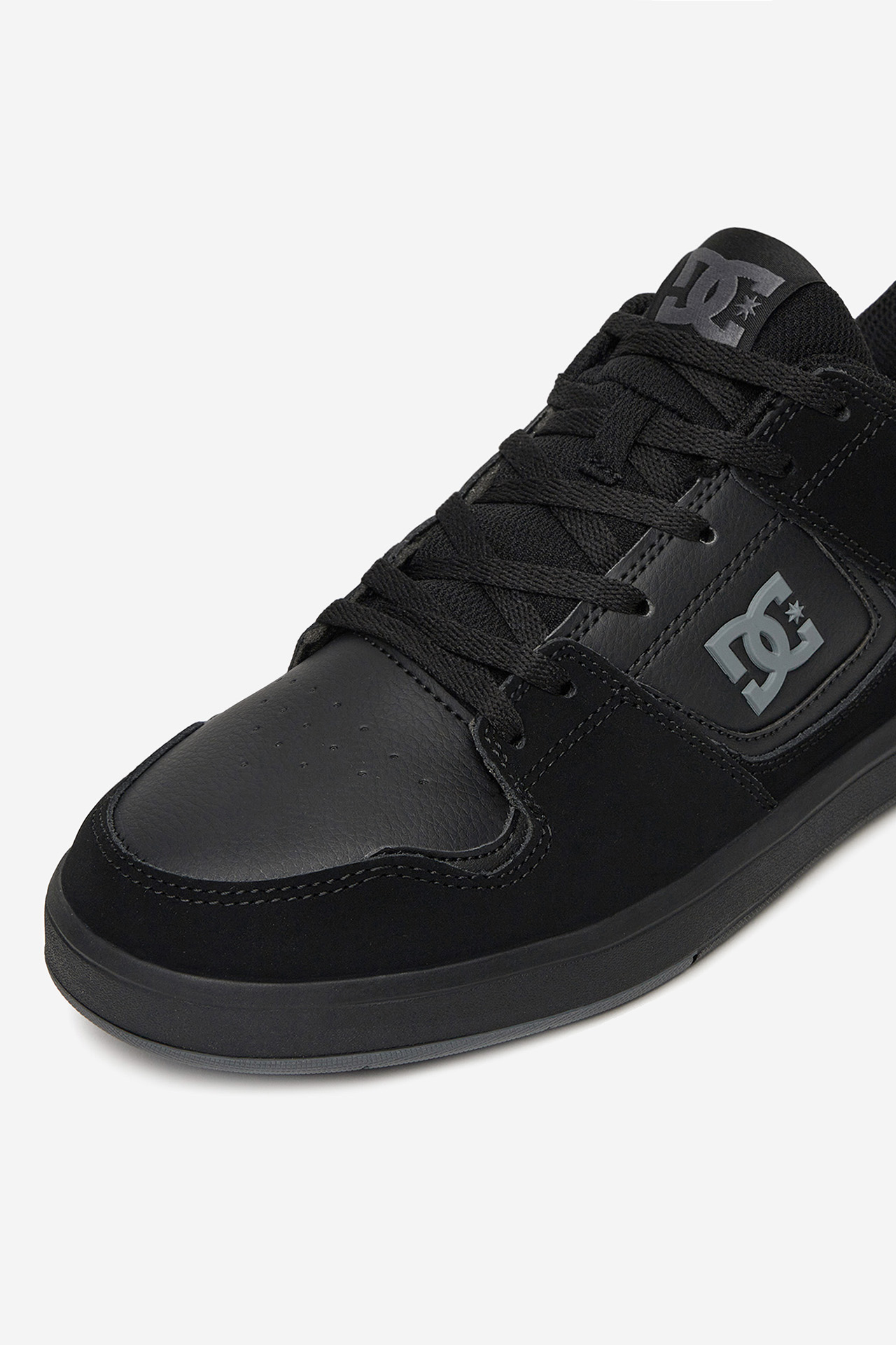 DC SHOES CURE