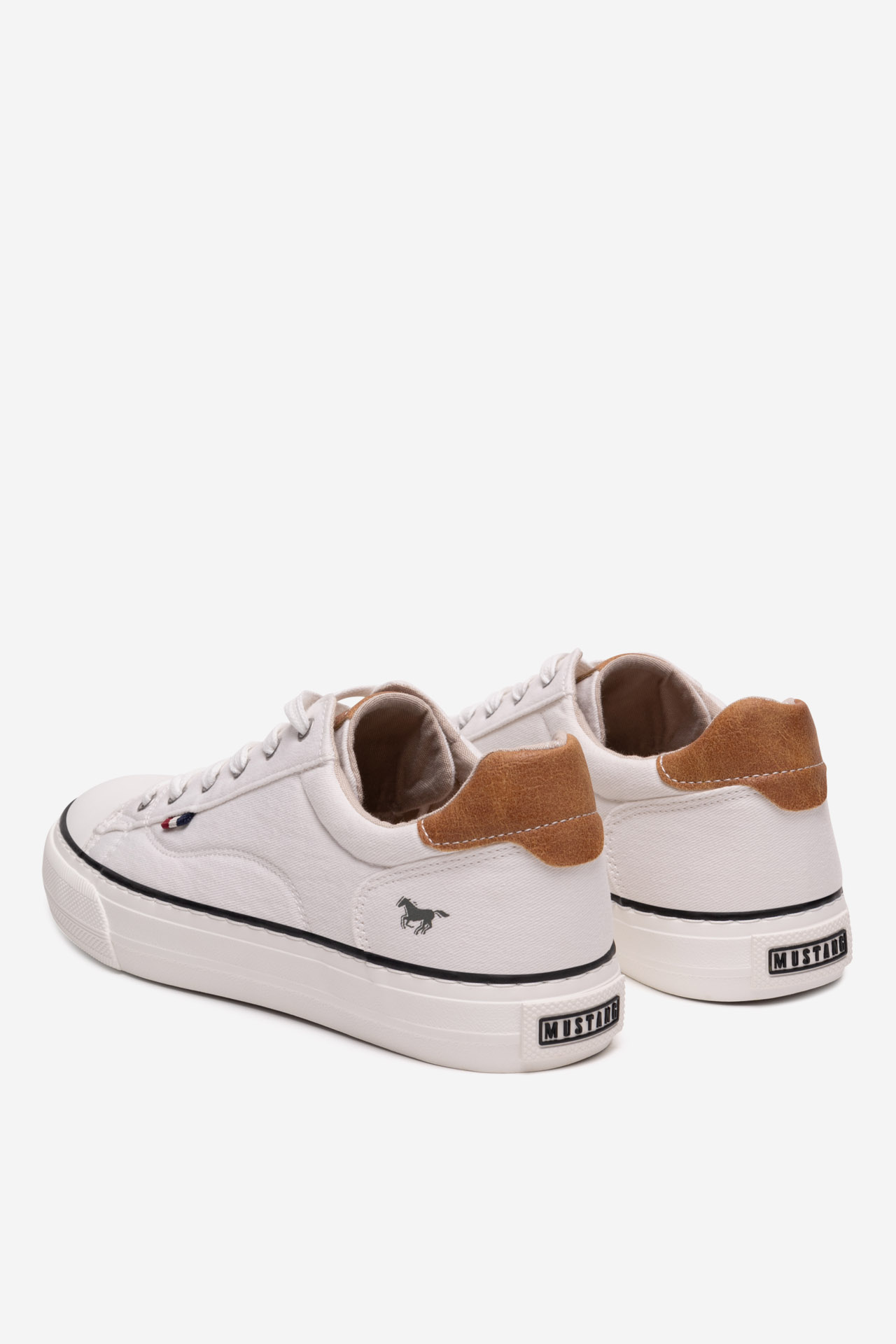 Plátěná obuv BÍLÁ