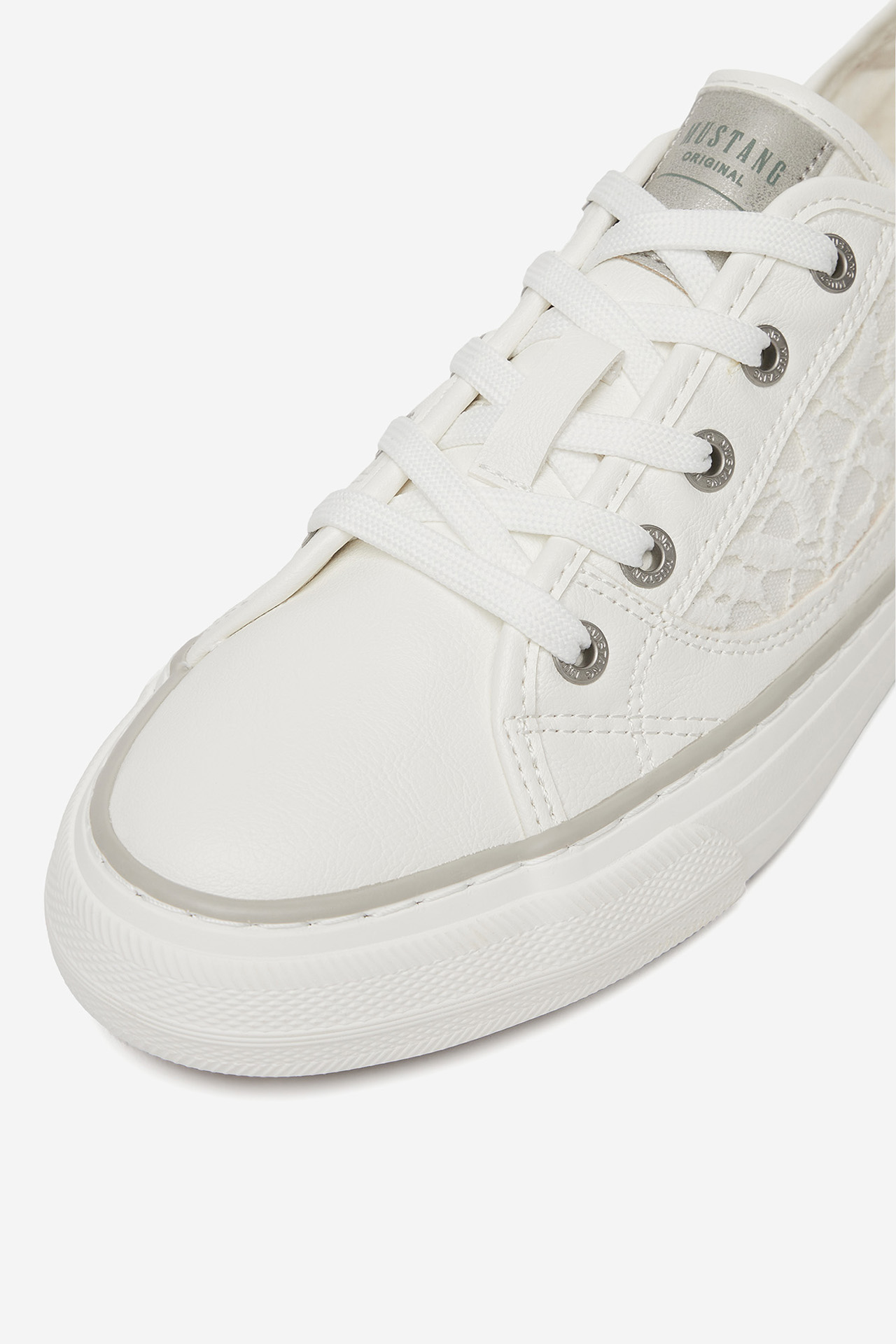 Šněrovací vyšší obuv ČERNÁ