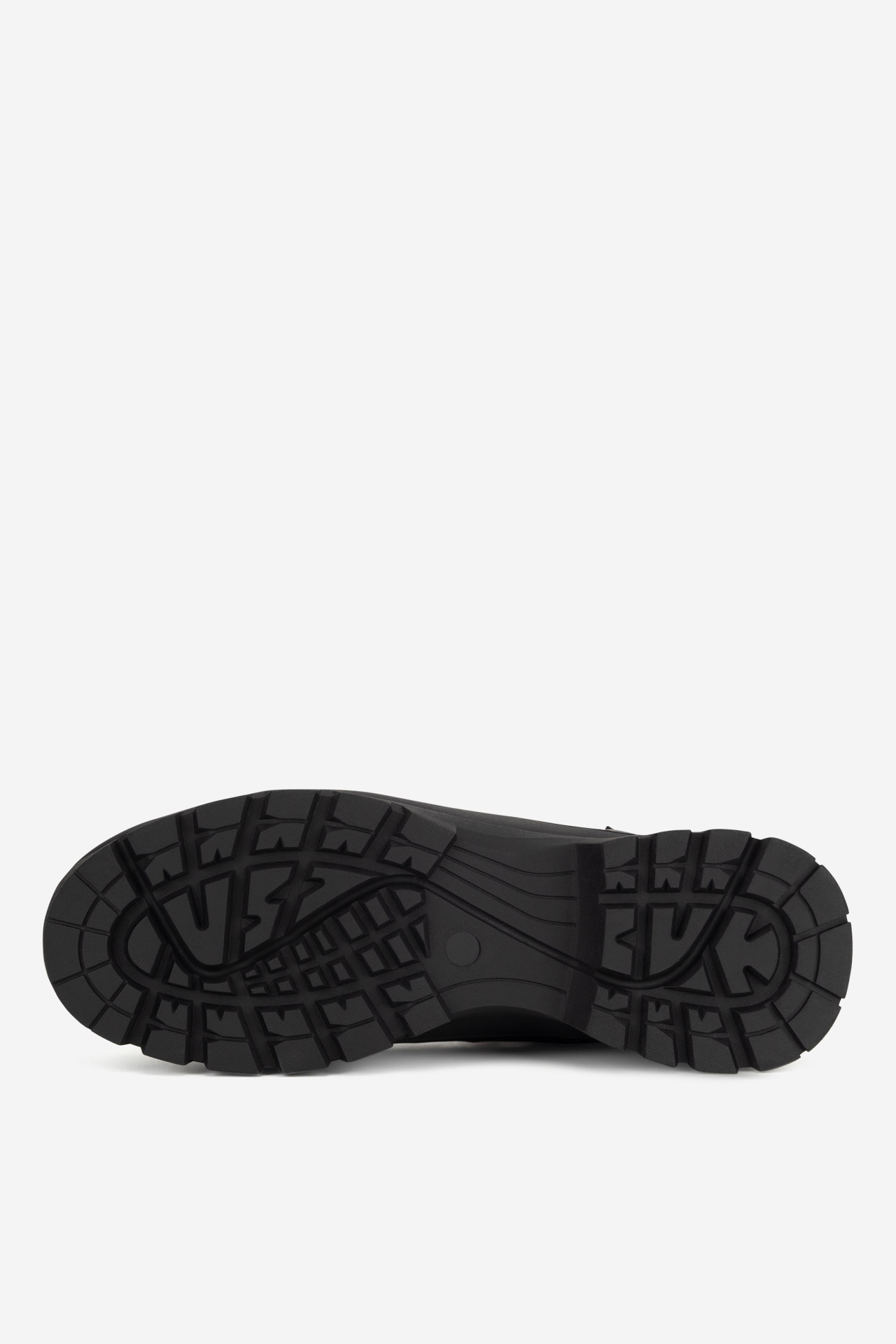 Šněrovací vyšší obuv ČERNÁ