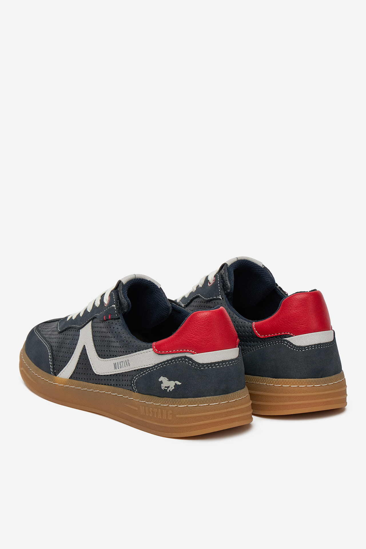 Sneakersy Tmavomodrá