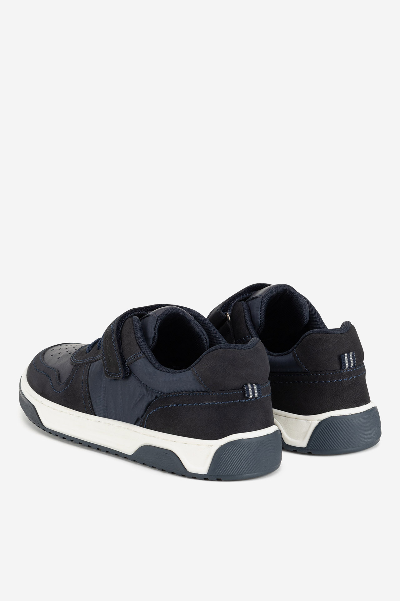 Superge Mornarsko modra