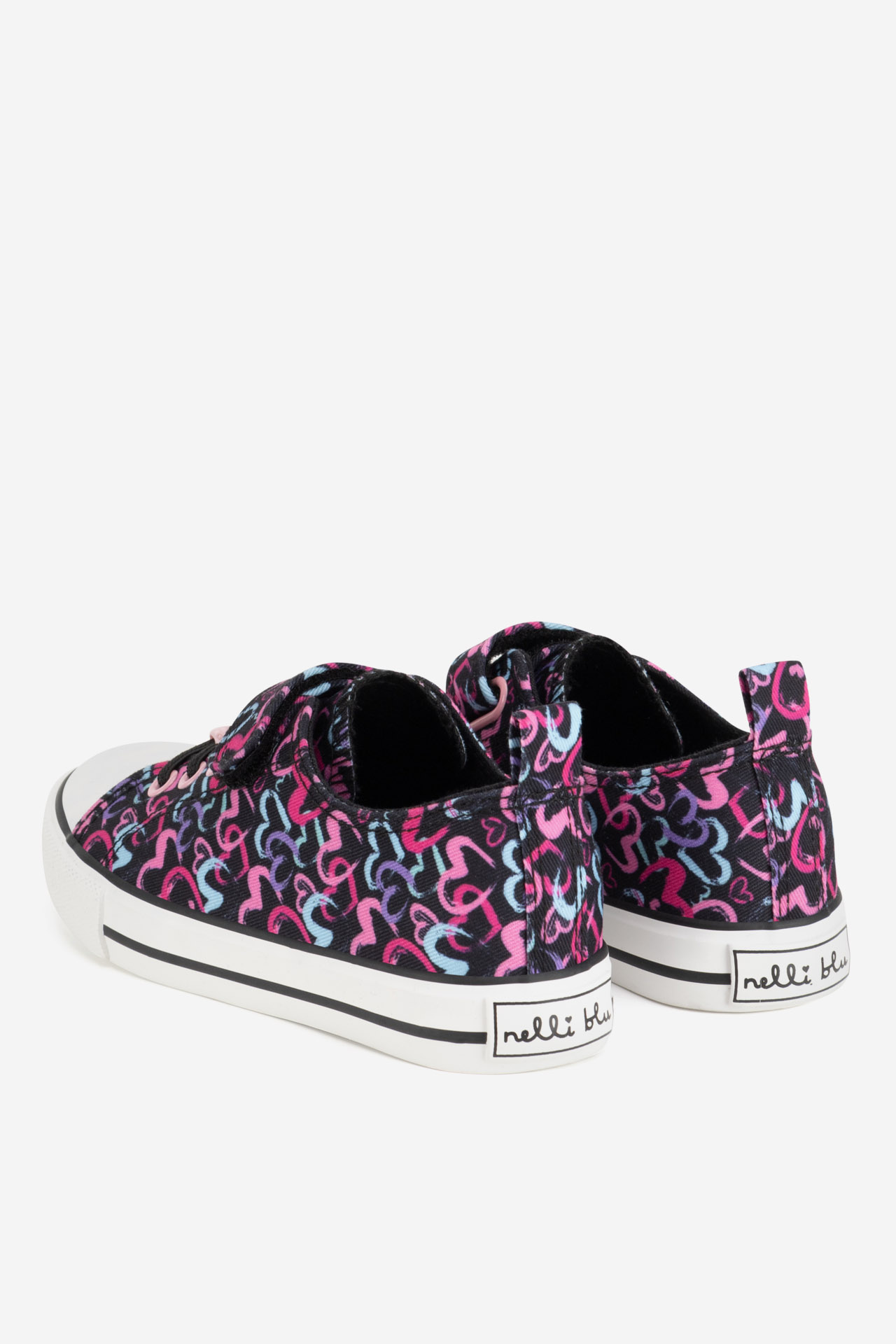 Platnene superge Črna