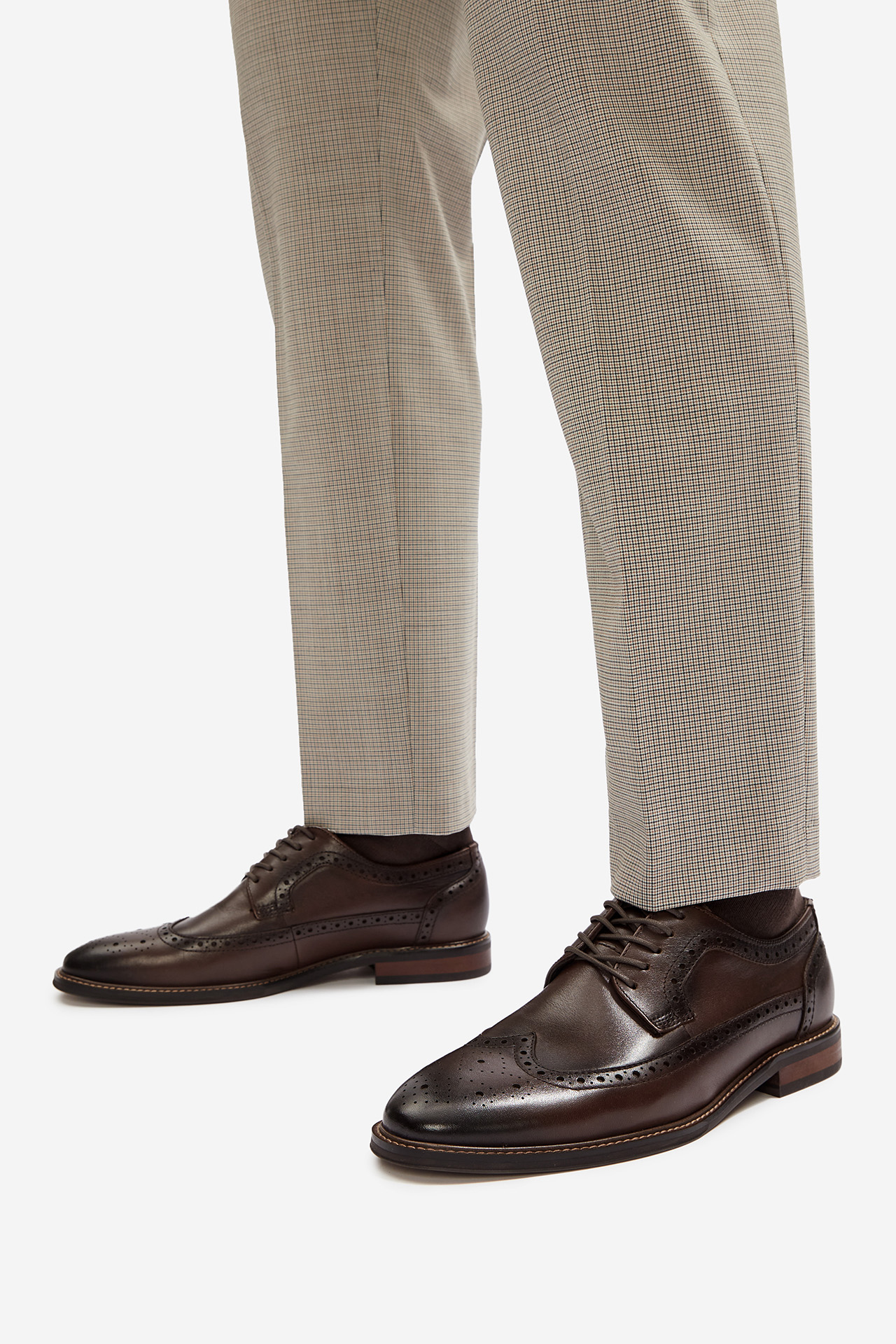 Elegantni čevlji Rjava