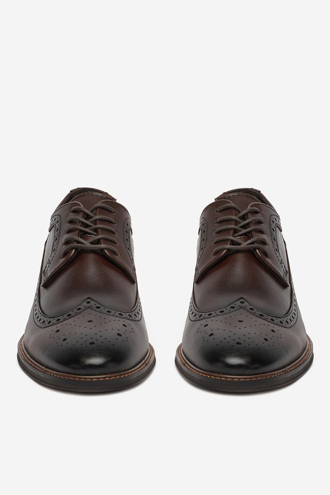 Elegantni čevlji Rjava