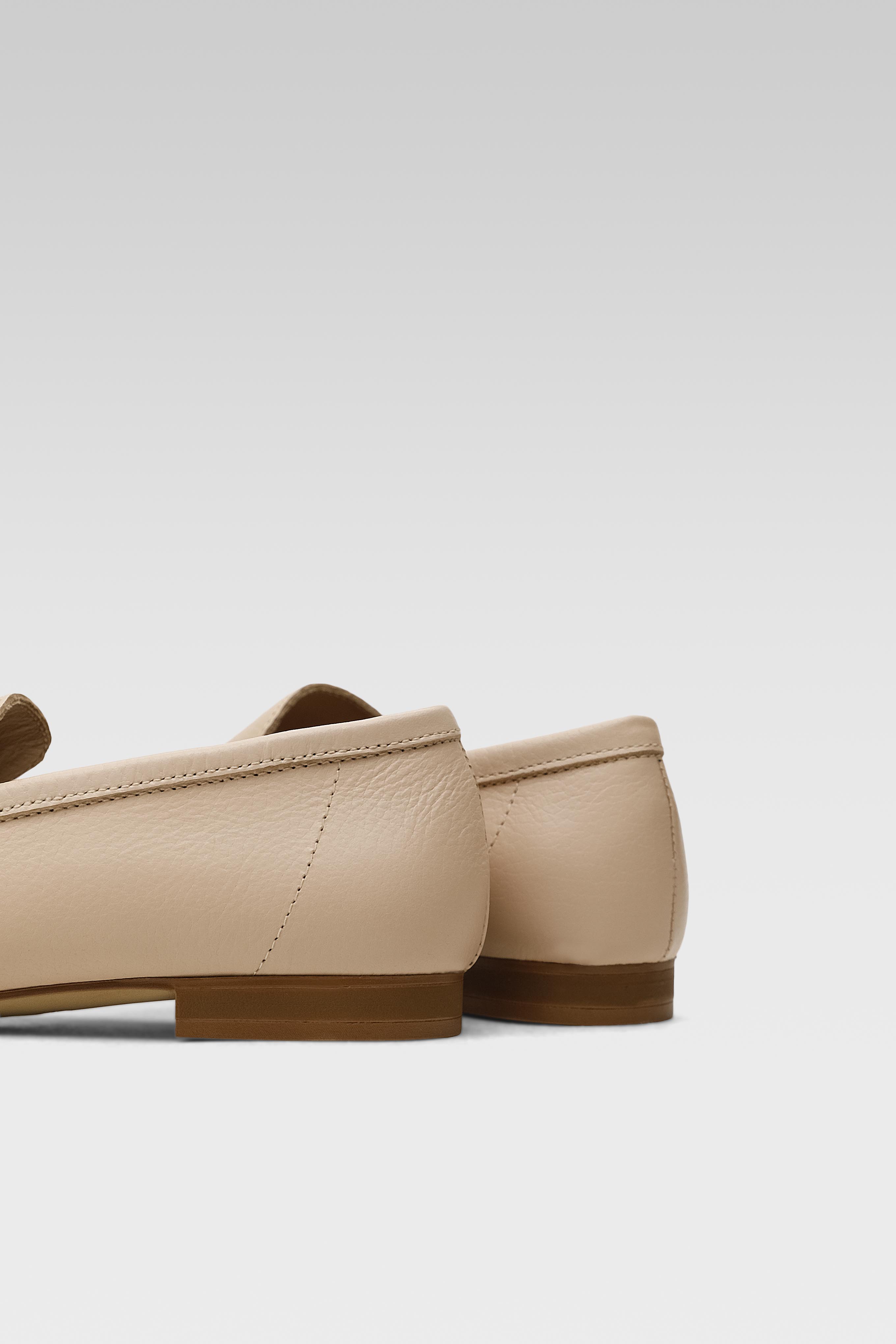 Pantofi închiși ROZ DESCHIS